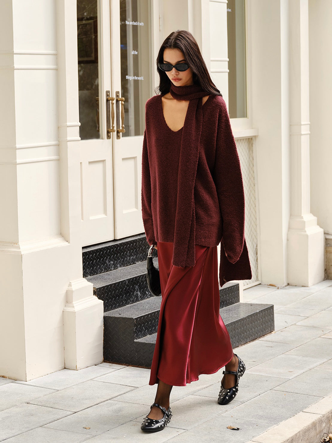 Wool-Blend Loose Sweater With Matching Scarf-Massicos