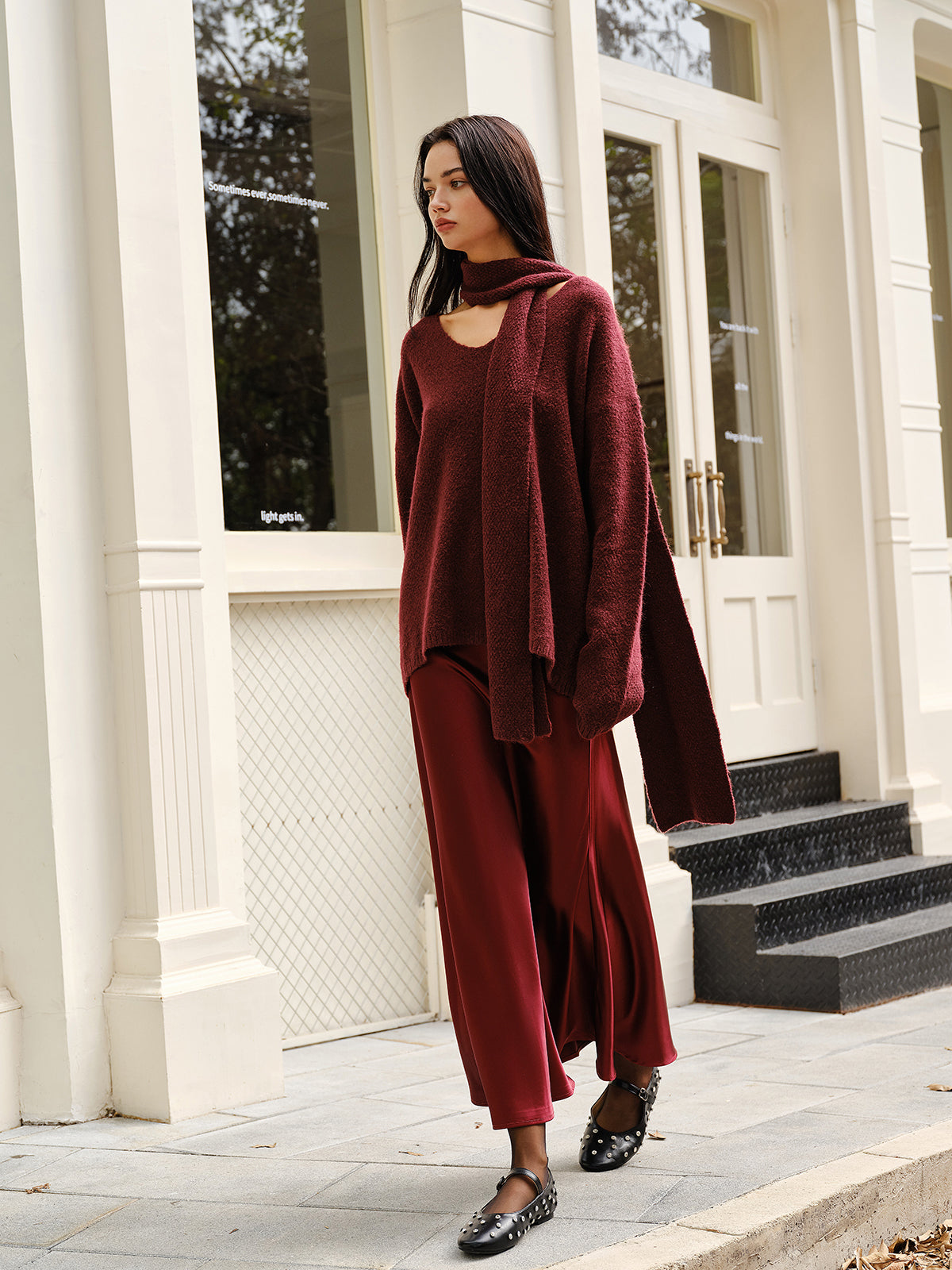 Wool-Blend Loose Sweater With Matching Scarf-Massicos