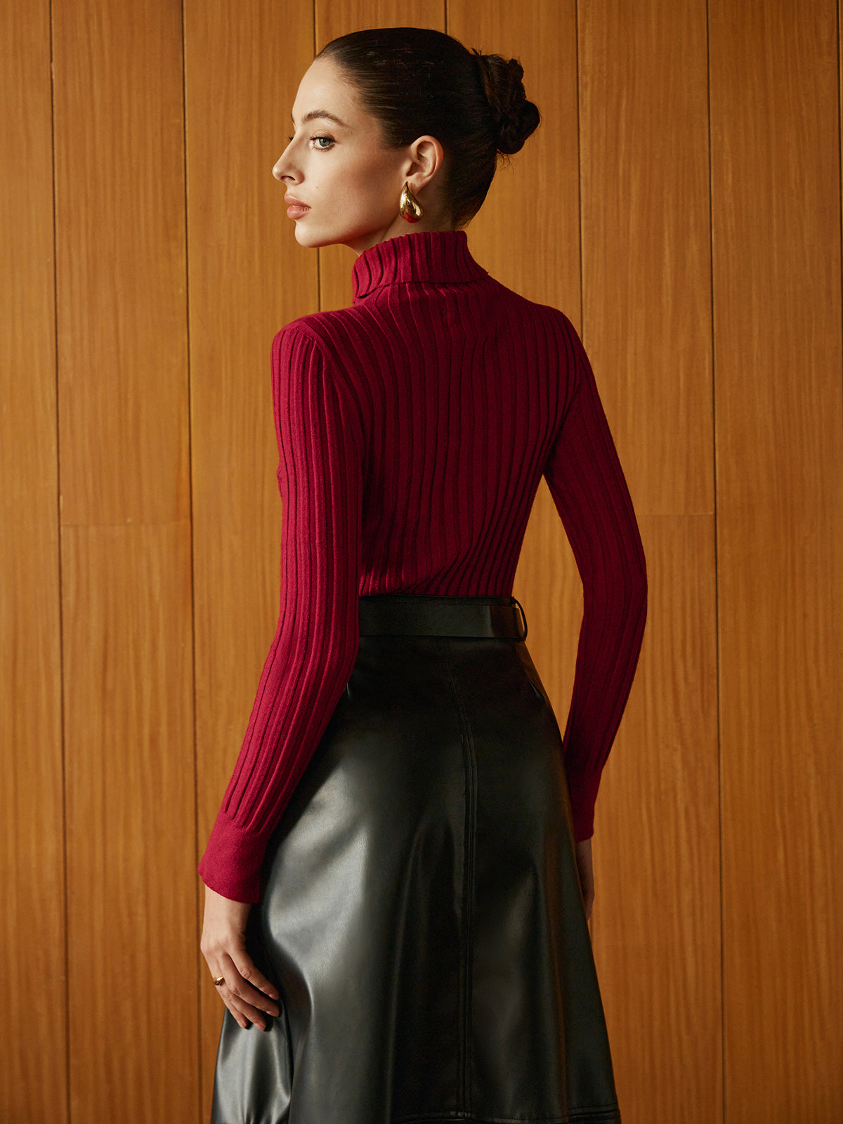 Turtleneck Ribbed Slim Sweater-Massicos