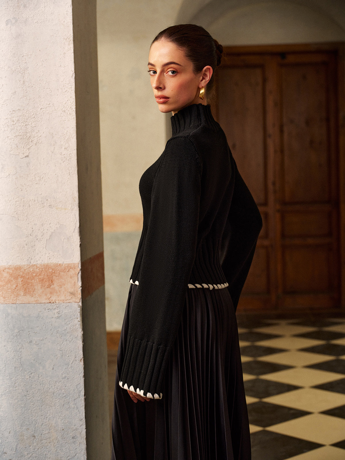 Wool-Blend Contrast Binding Ribbed Knit Top-Massicos