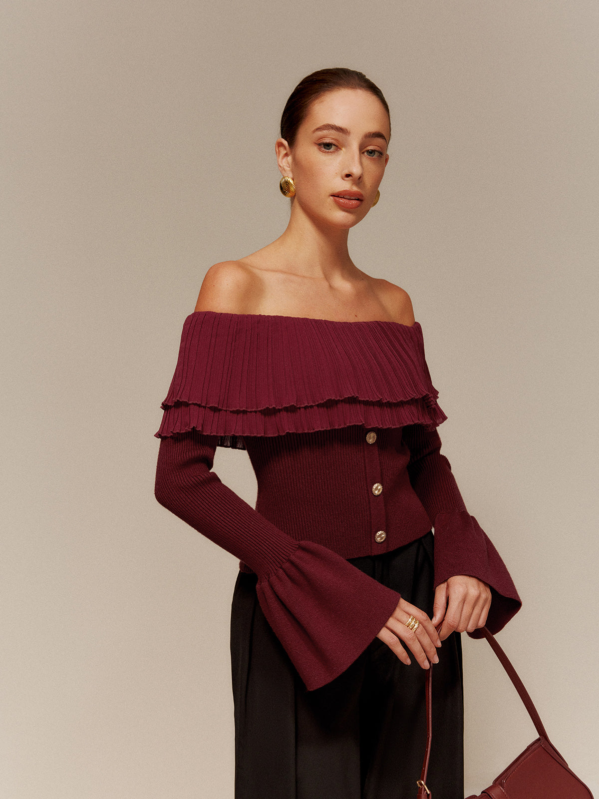 Off-Shoulder Pleated Ruffle Slim Sweater-Massicos