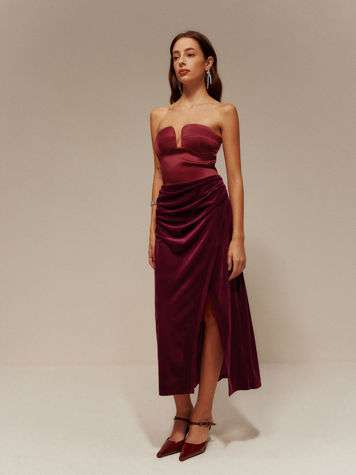Satin Panel Velvet Pleated Tube Dress-Massicos