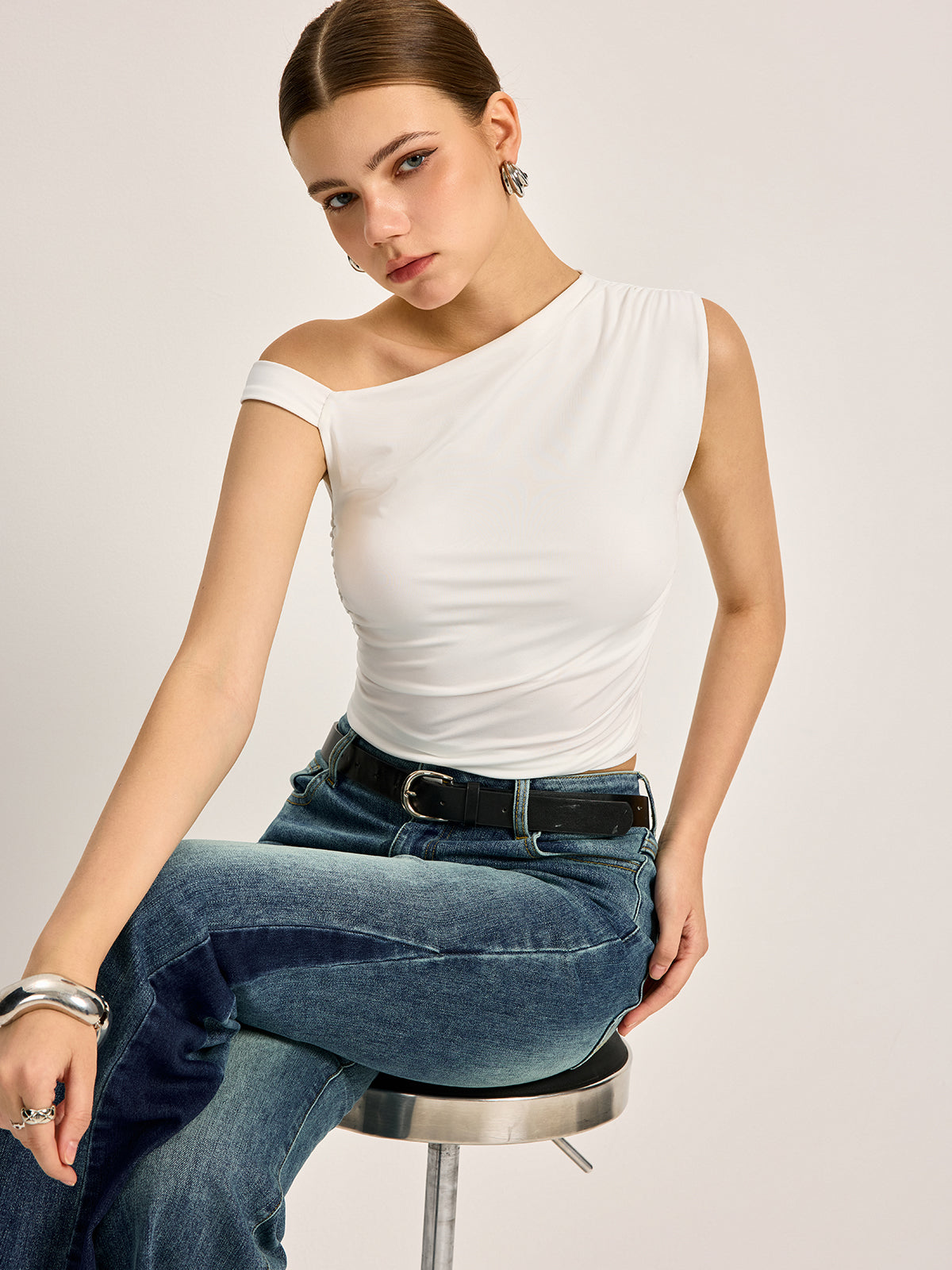 Asymmetrical Cutout Ribbed Top-Massicos