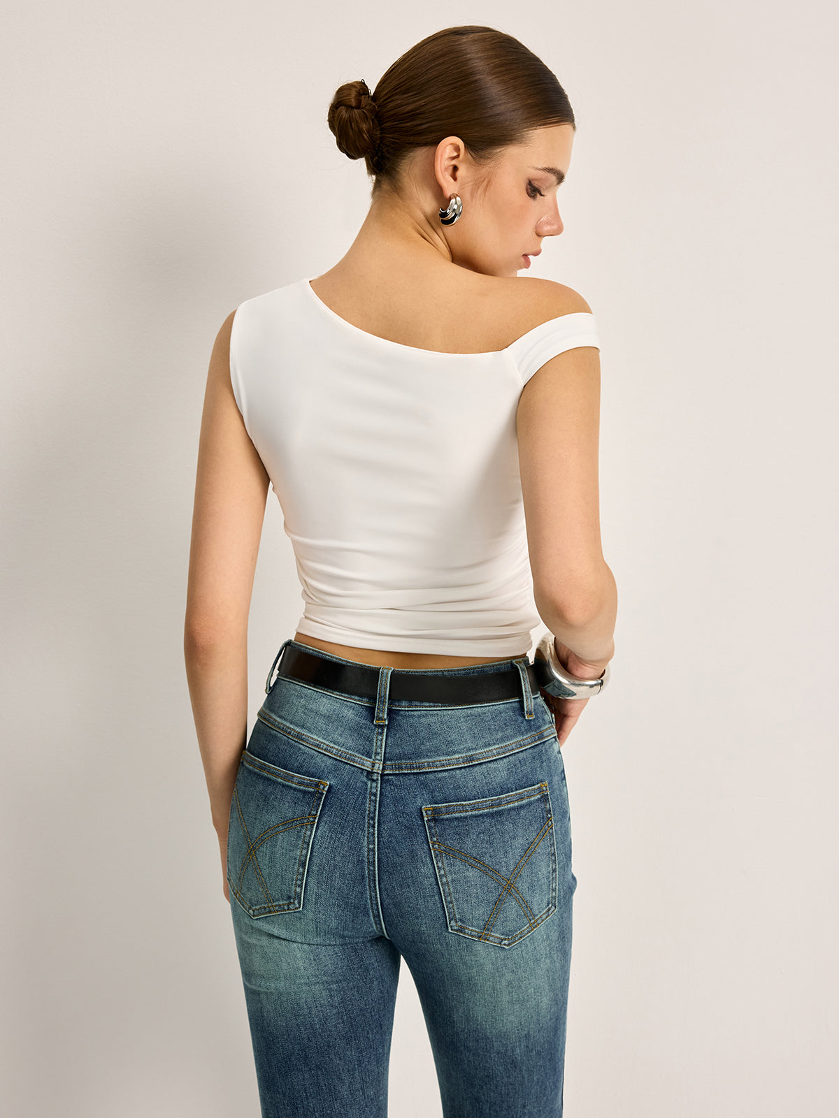 Asymmetrical Cutout Ribbed Top-Massicos