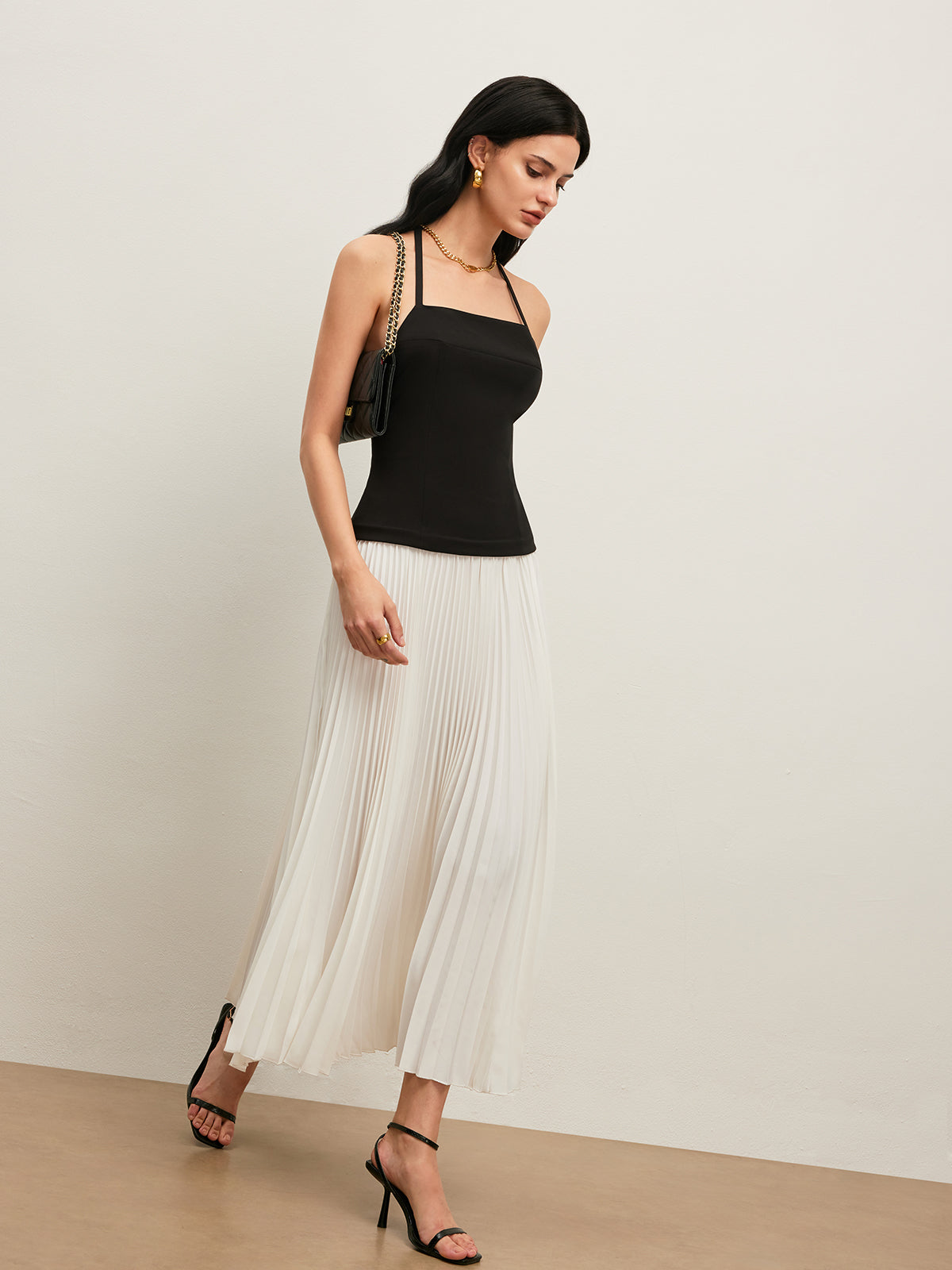 Backless Halter Pleated Dress-Massicos