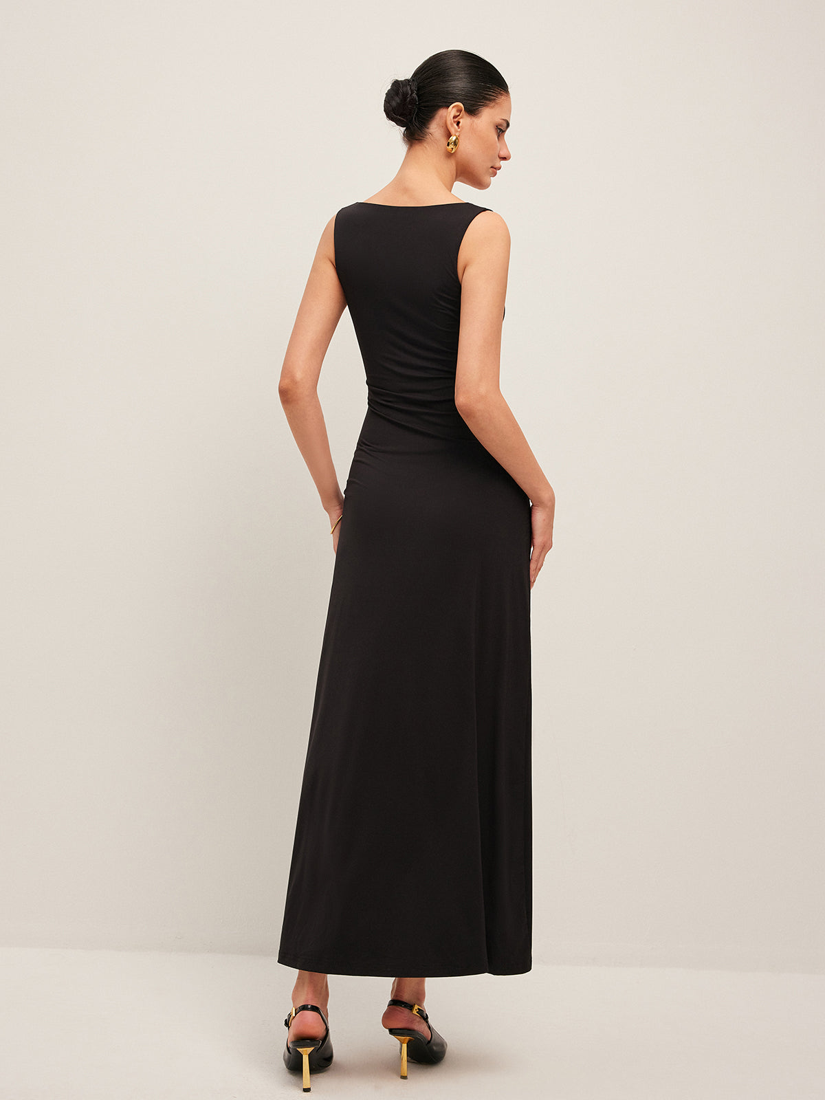 Gold Floral Detail V-Neck Sleeveless Dress-Massicos
