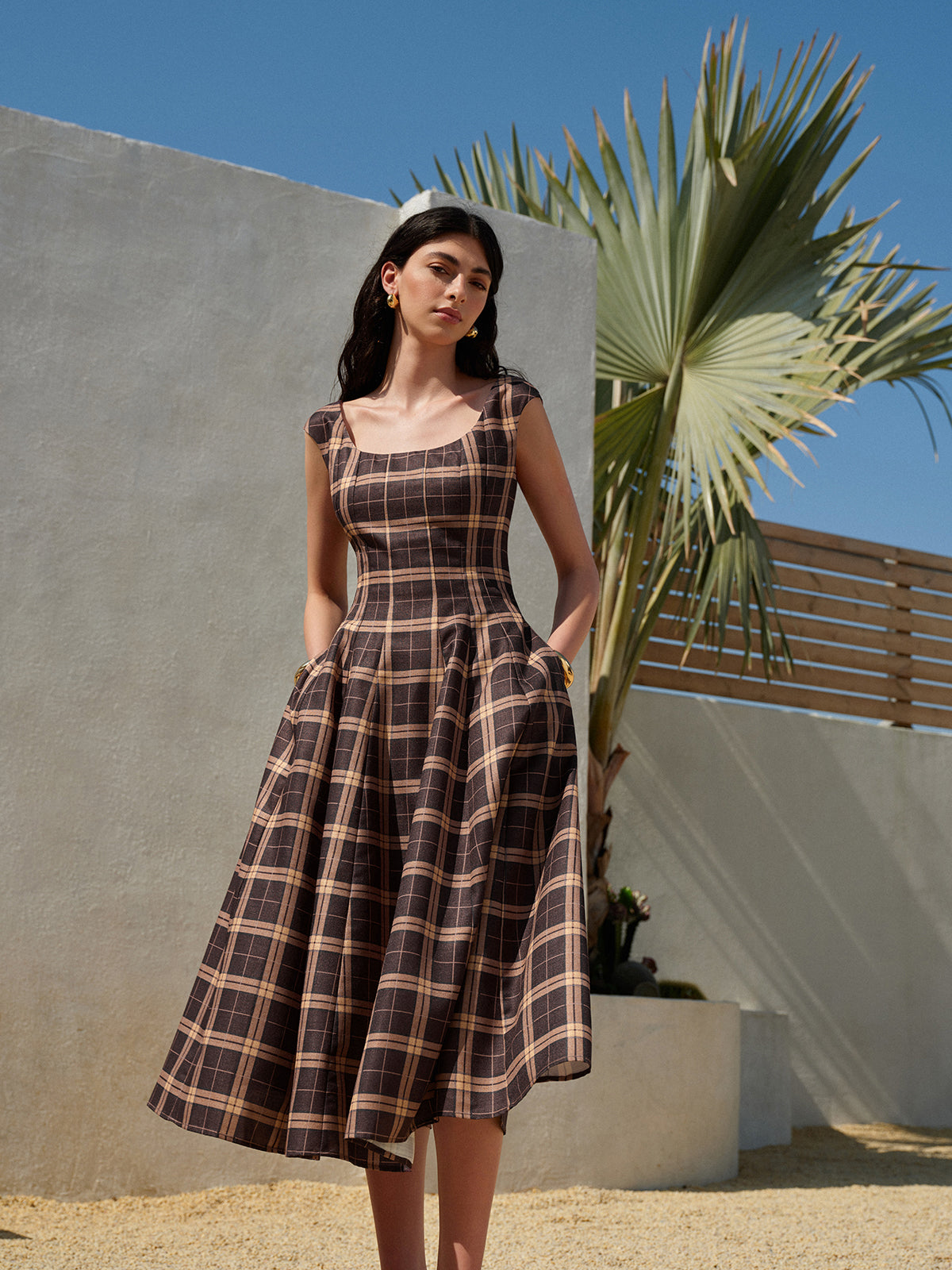 Square Neck Sleeveless Pleated Plaid Dress-Massicos