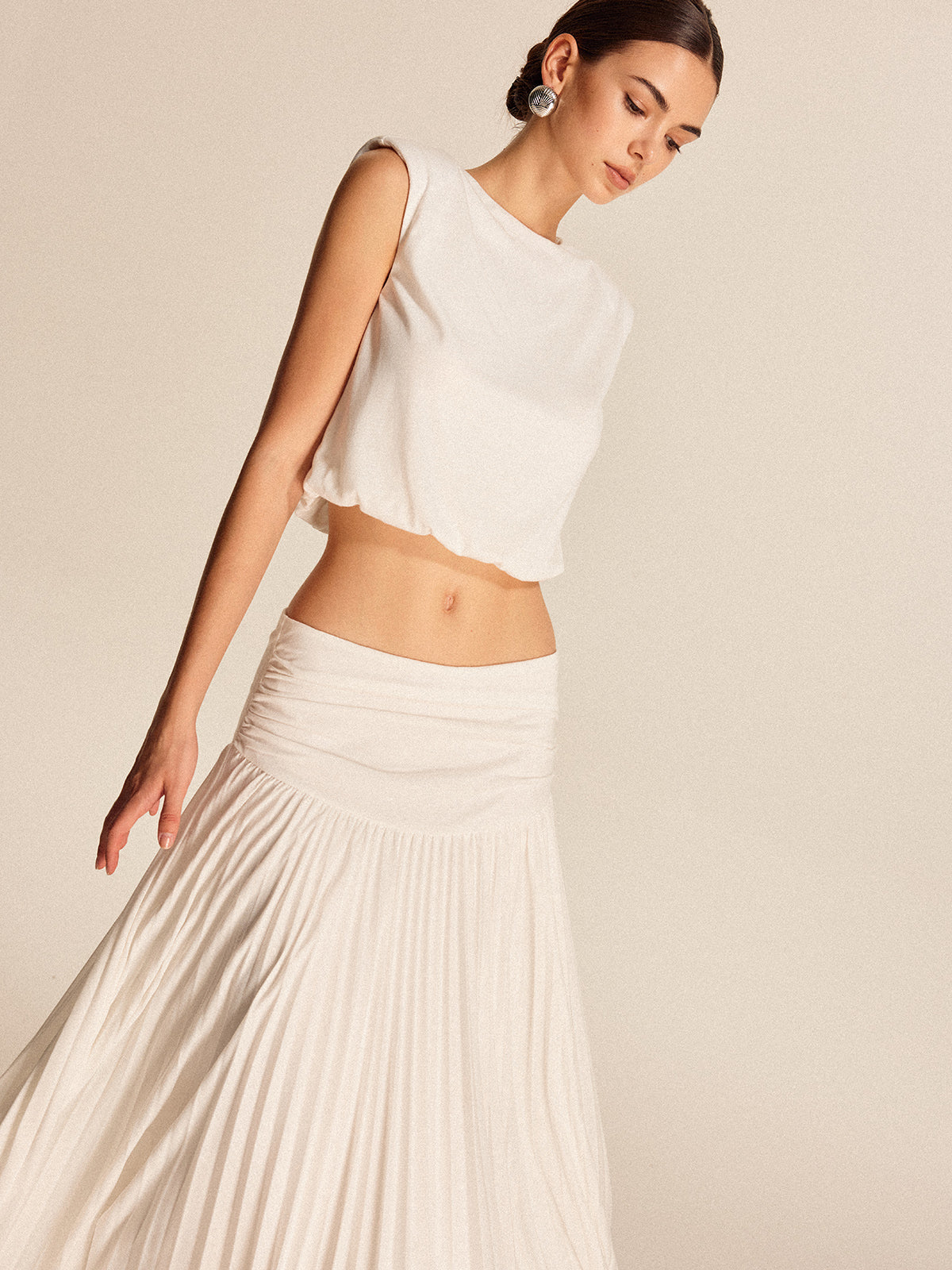 Shoulder-Padded Pleated Skirt Set-Massicos