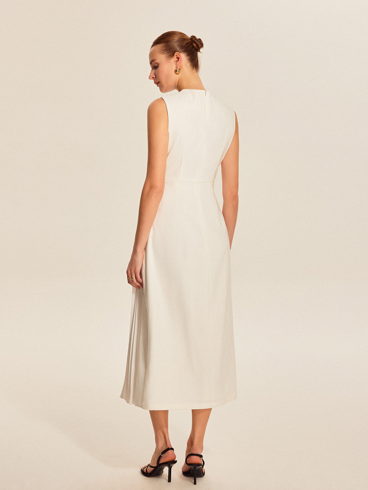 Sleeveless Pleated Dress-Massicos