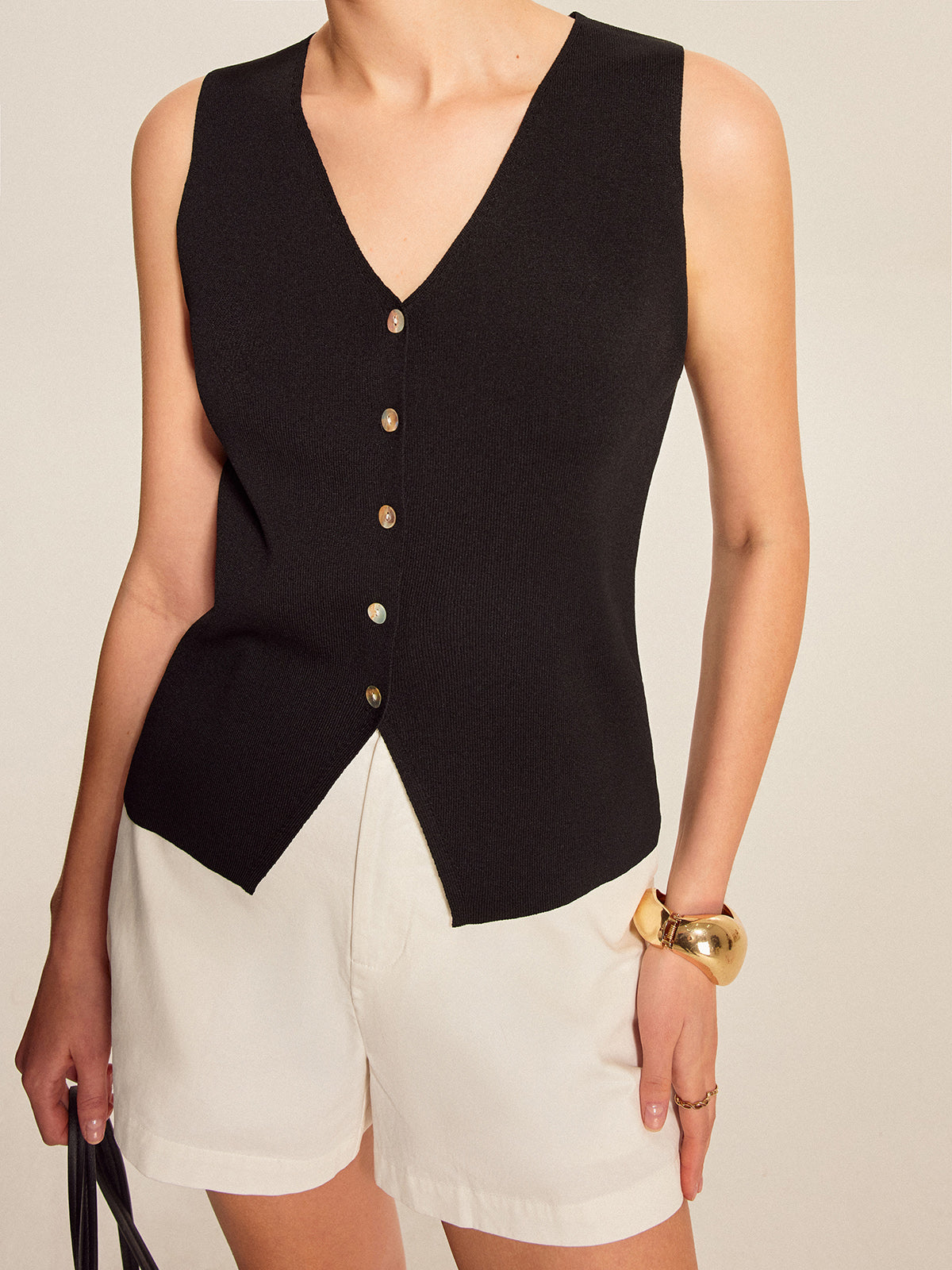 Sleeveless Ribbed Knit Button-Up Top-Massicos