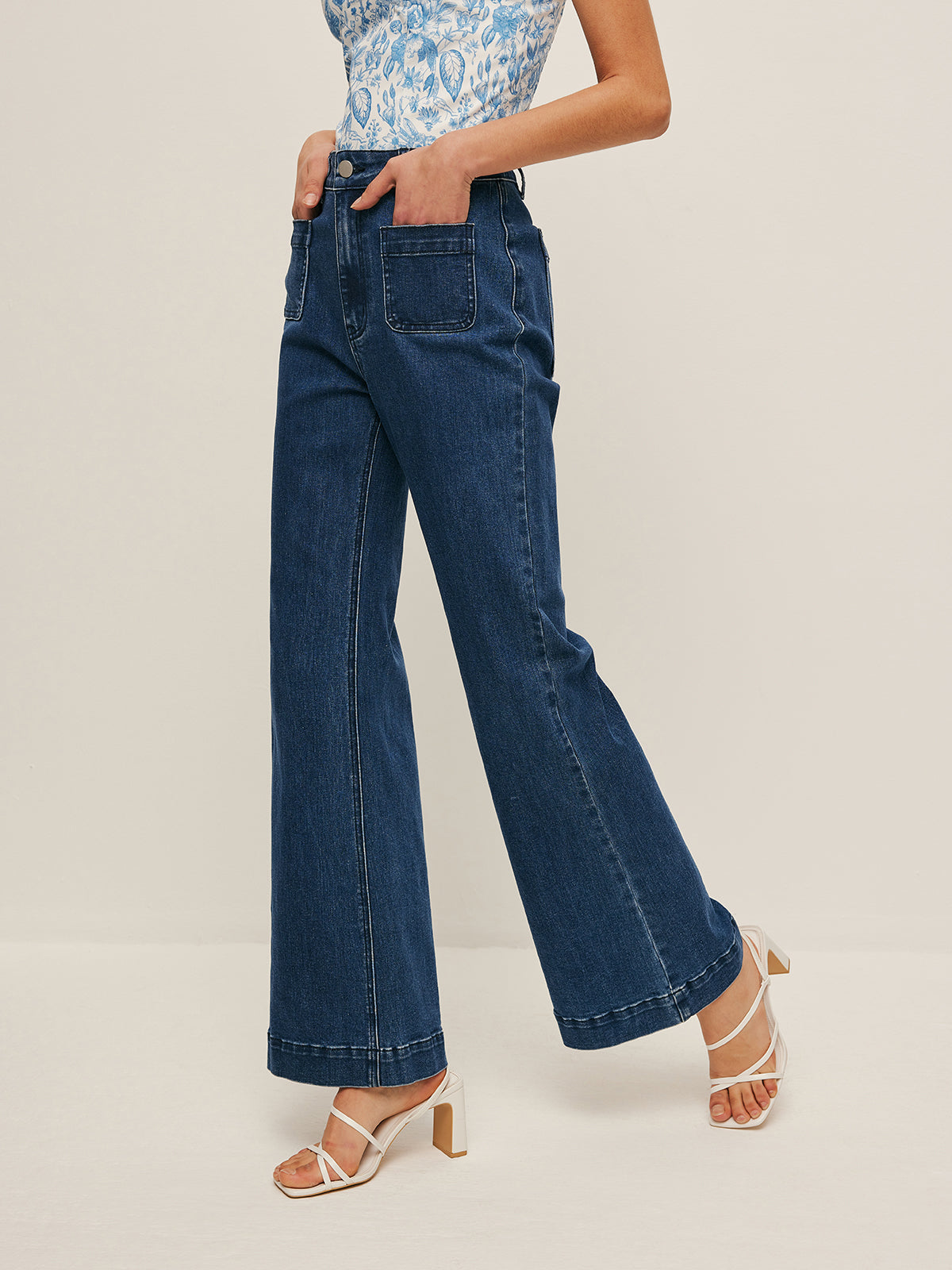 High-Waist Pocket Detail Wide-Leg Jeans-Massicos