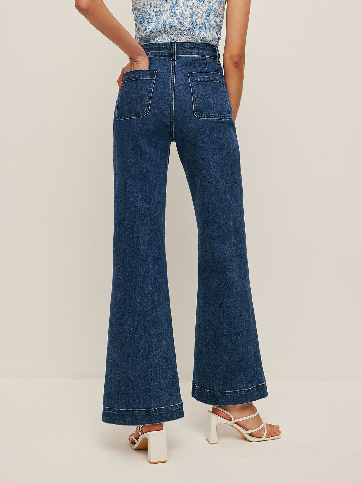 High-Waist Pocket Detail Wide-Leg Jeans-Massicos
