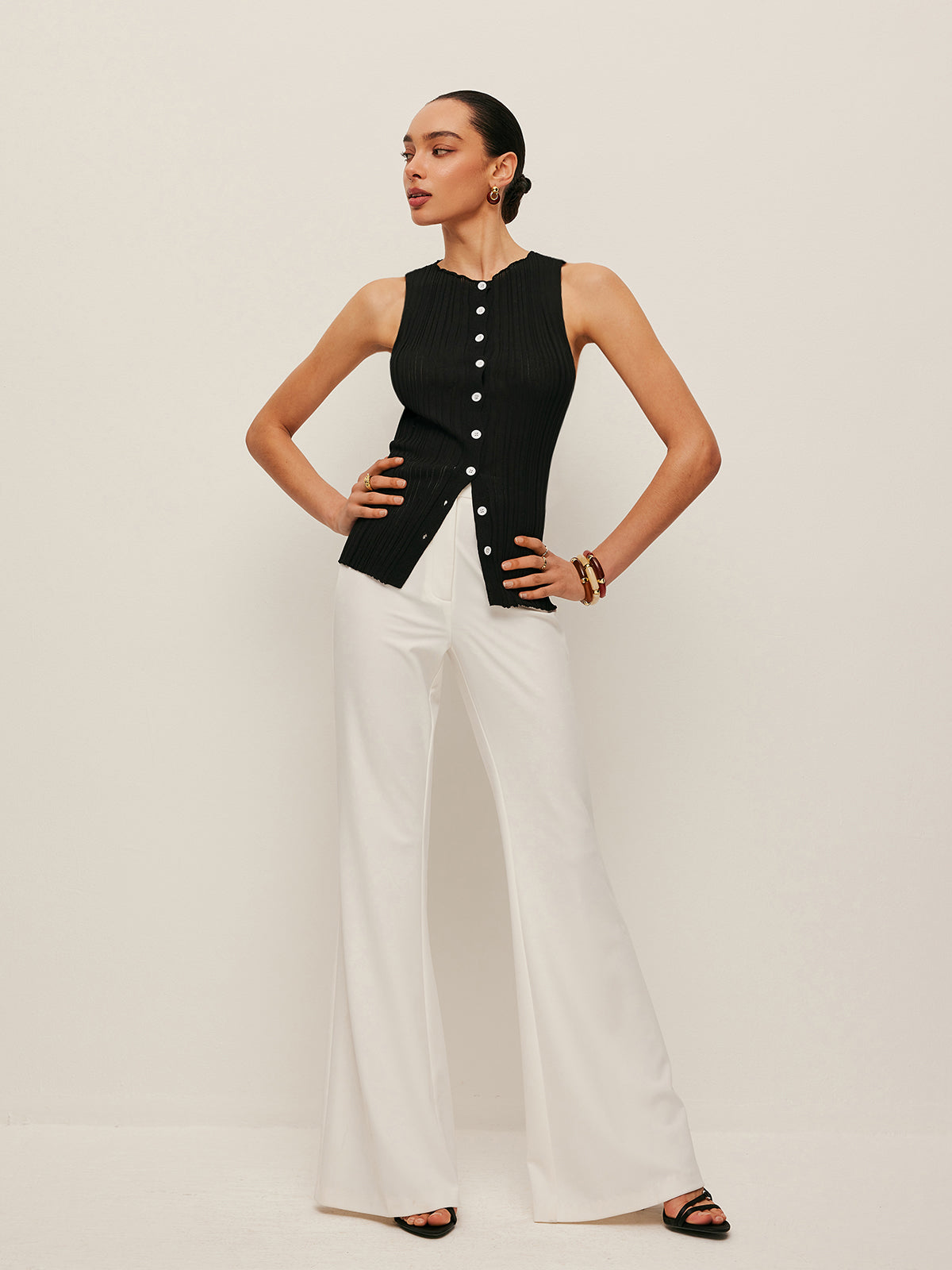 Sleeveless Ribbed Button-Front Top-Massicos