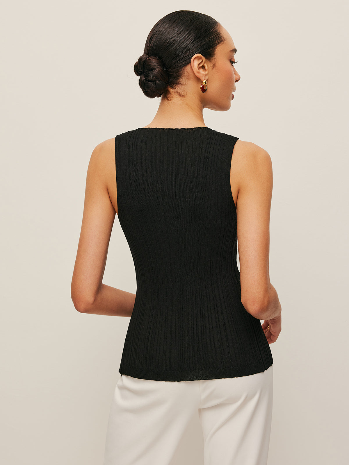 Sleeveless Ribbed Button-Front Top-Massicos