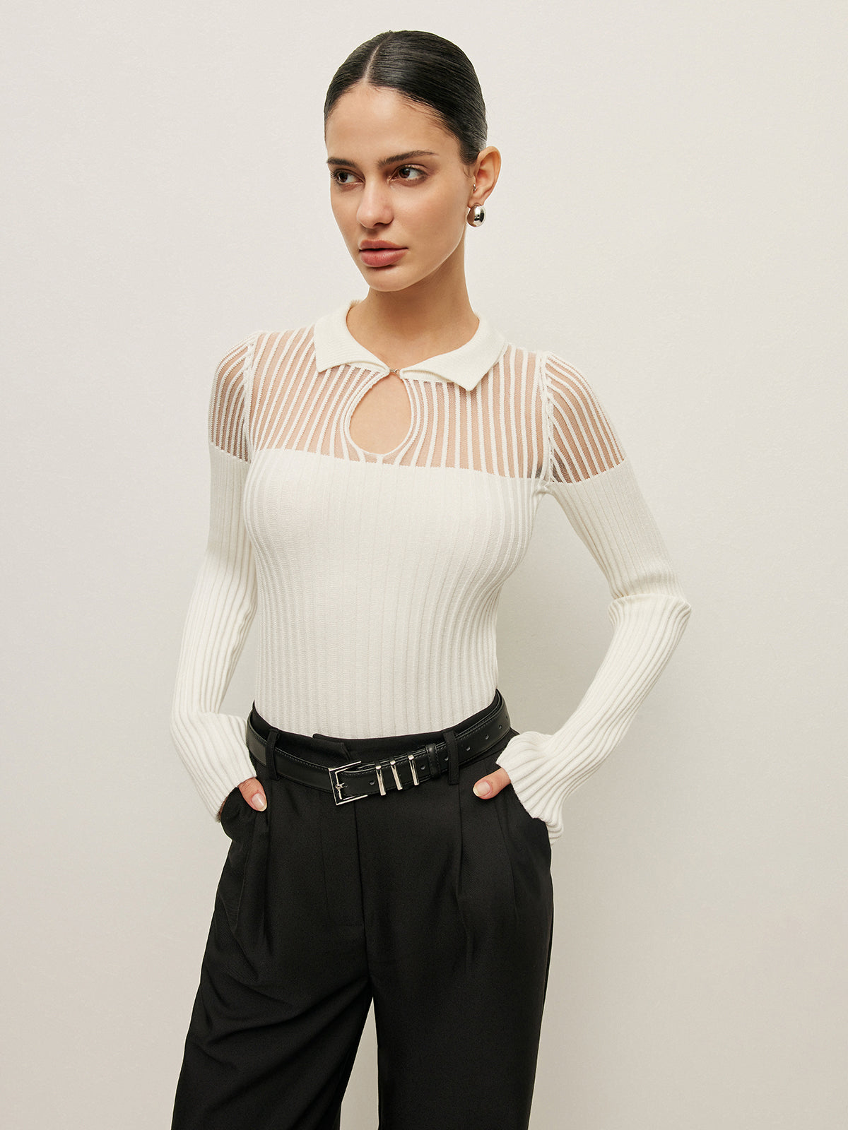 Ribbed Keyhole Collar Top-Massicos