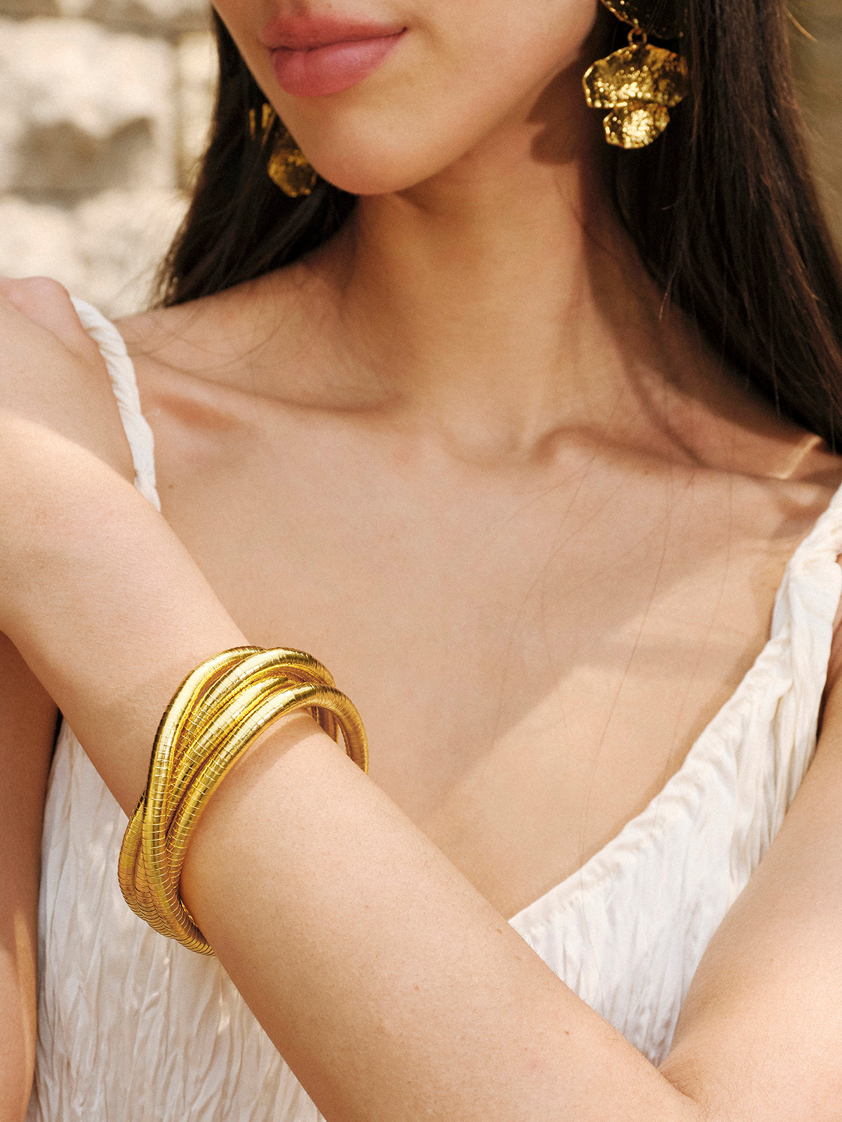 Twisted Bendable Golden Necklace-Massicos