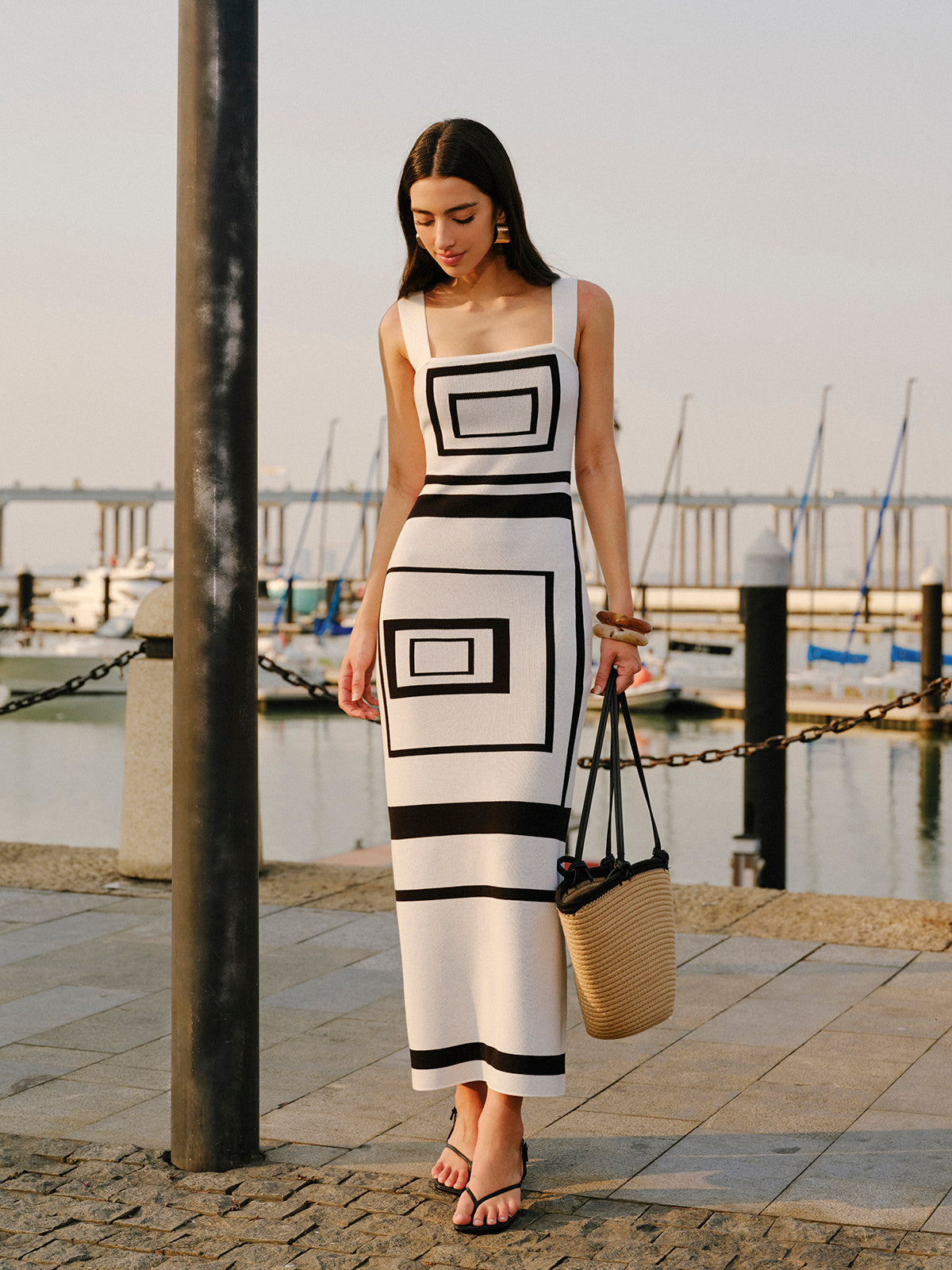 Geometrical Panel Square Neck Sweater Dress-Massicos