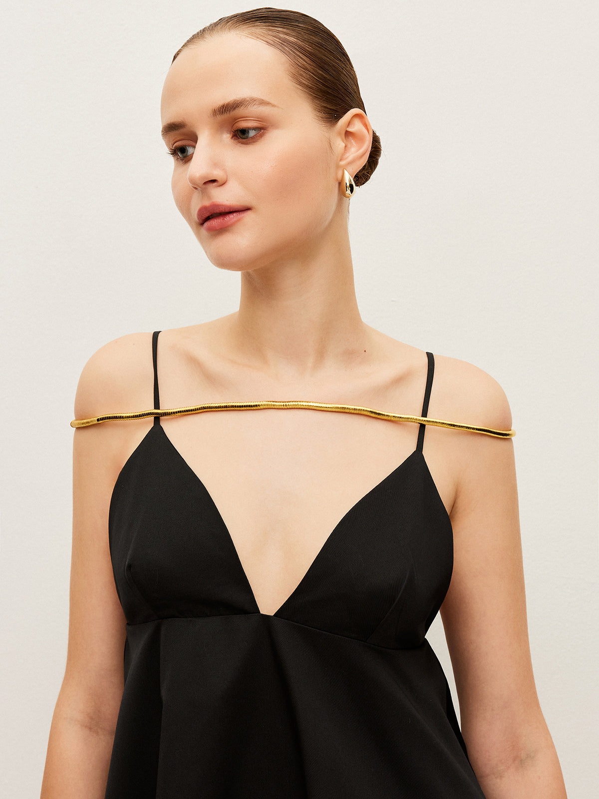 Twisted Bendable Golden Necklace-Massicos