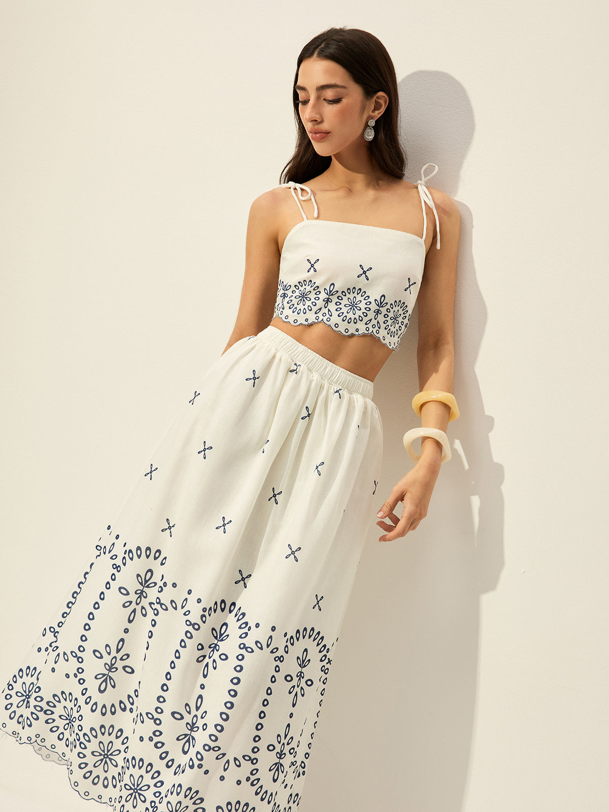 Embroidered Crop Top With Skirt Set-Massicos
