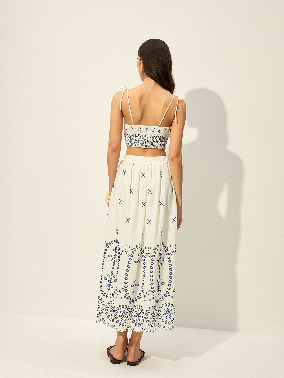 Embroidered Crop Top With Skirt Set-Massicos