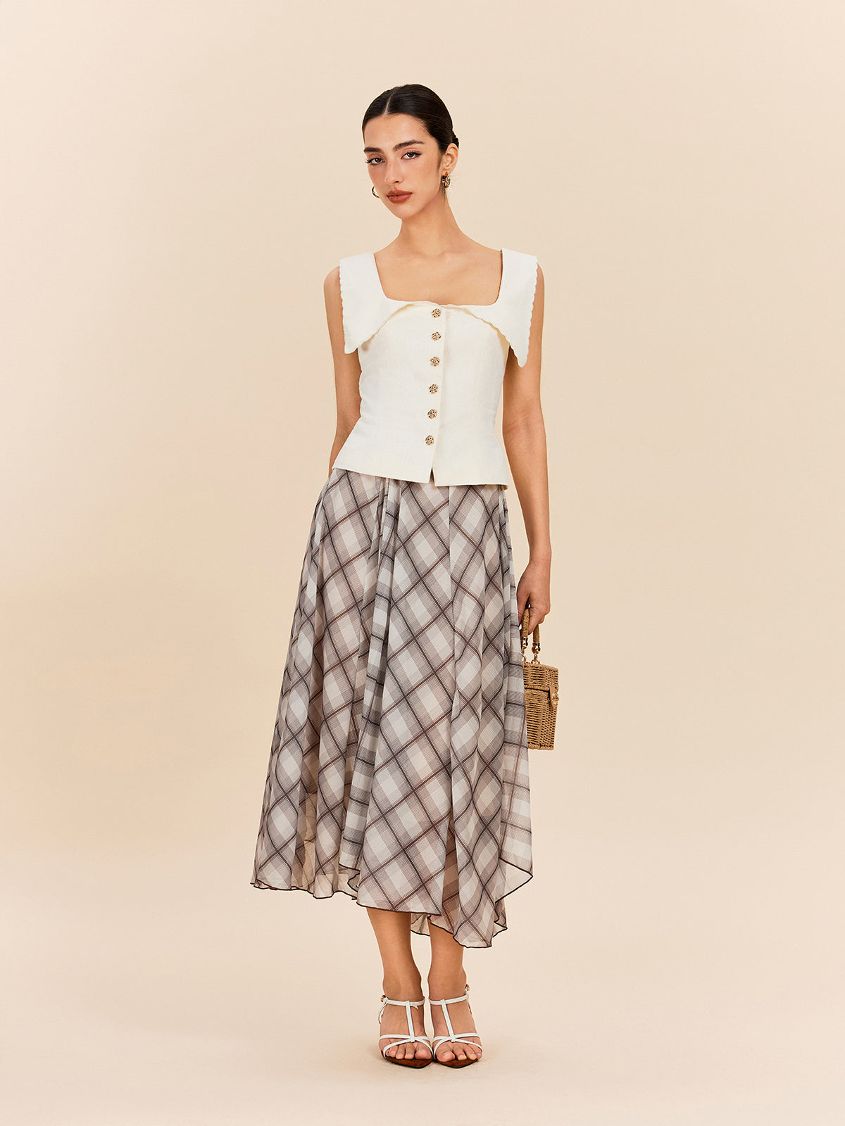 Cotton & Linen Scalloped Collar Buttoned Top-Massicos