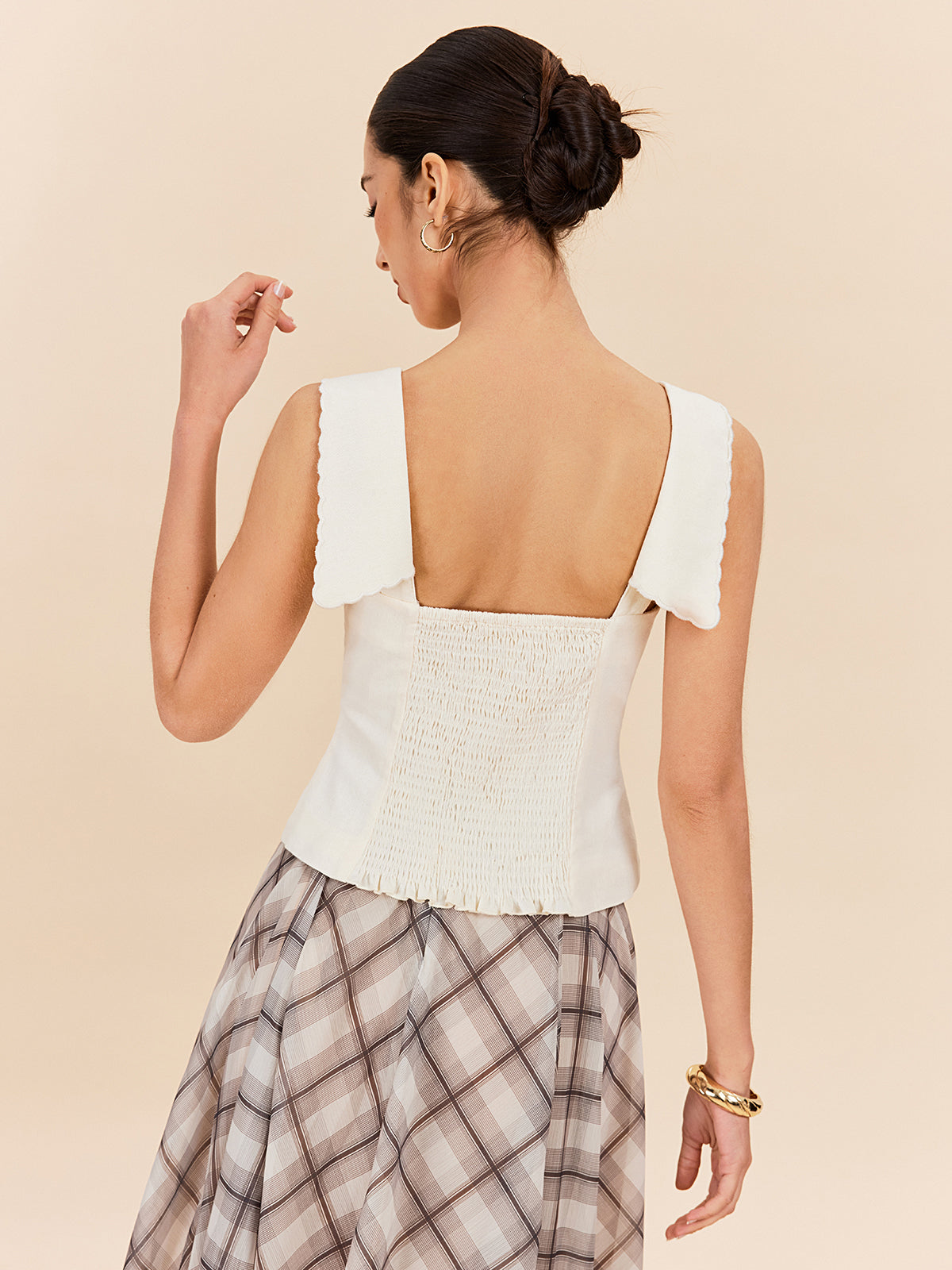 Cotton & Linen Scalloped Collar Buttoned Top-Massicos