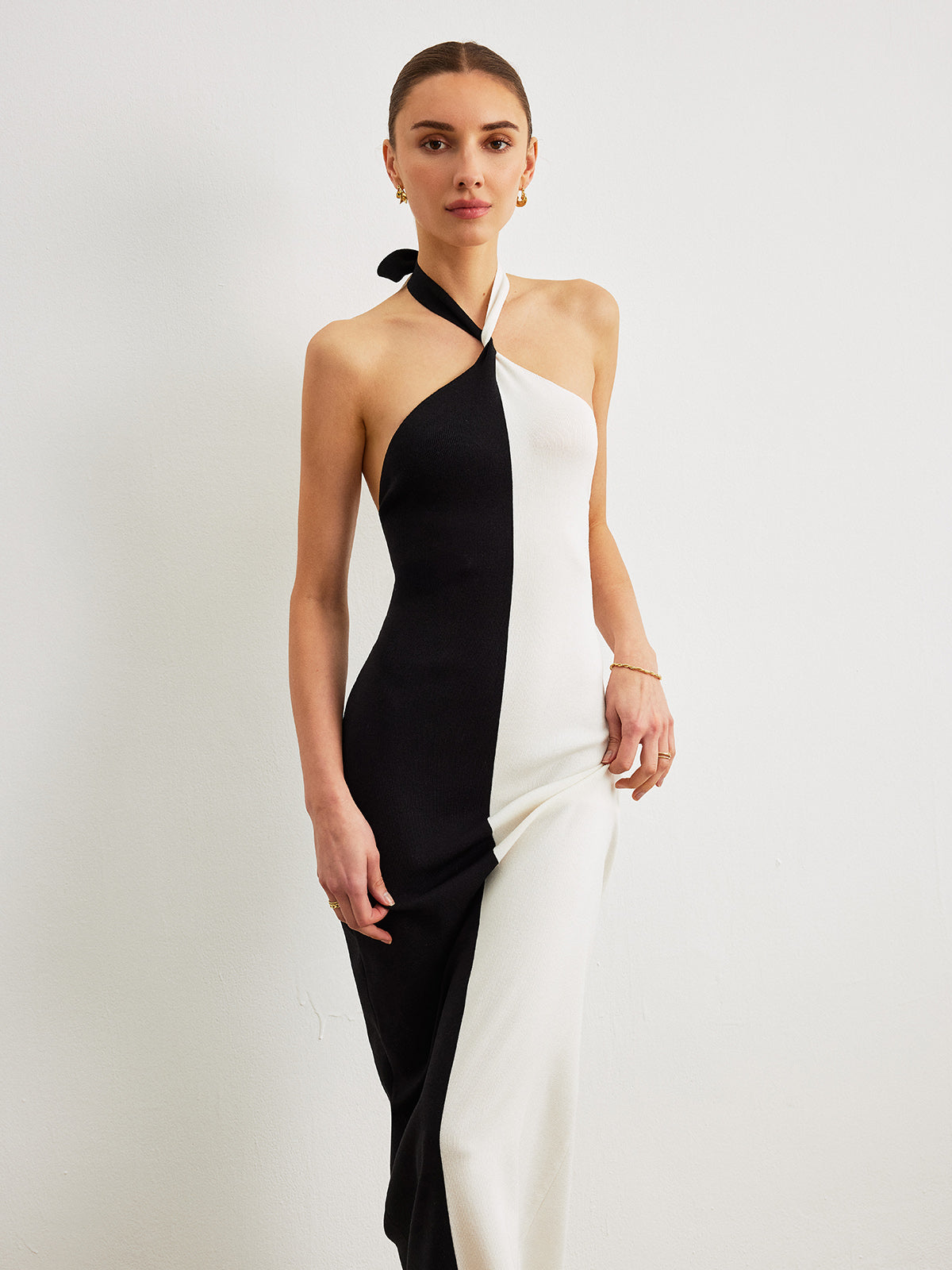 Color Block Halter Knotted Backless Long Dress-Massicos