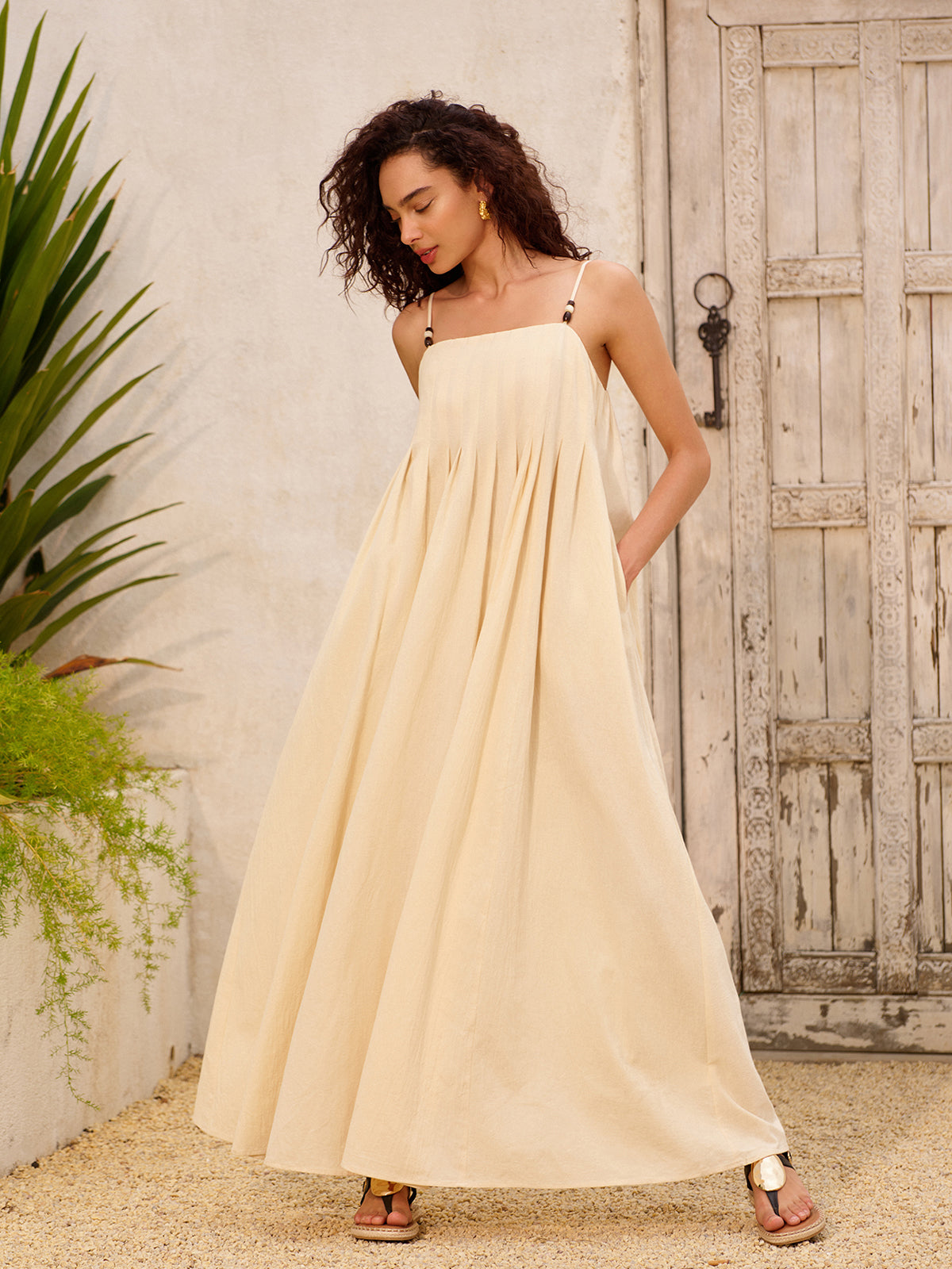 Oversized Pocketed Dress-Massicos