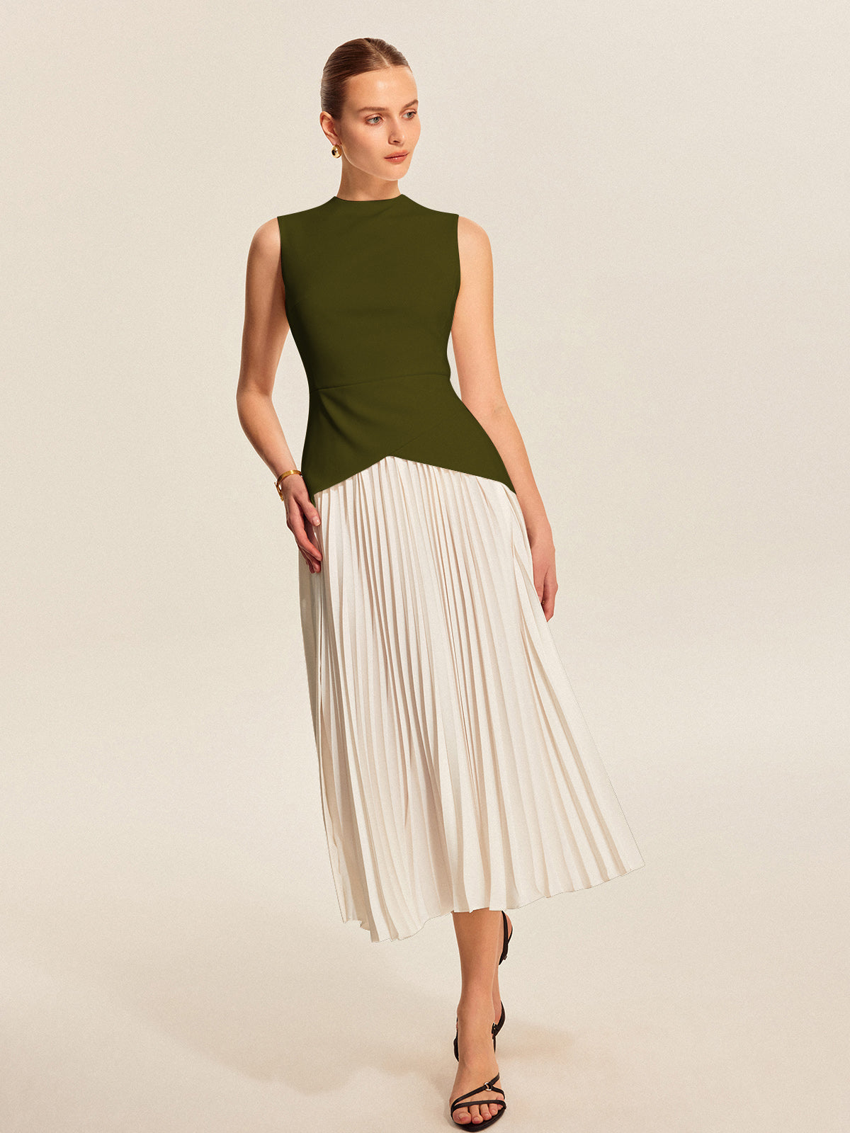Sleeveless Pleated Dress-Massicos
