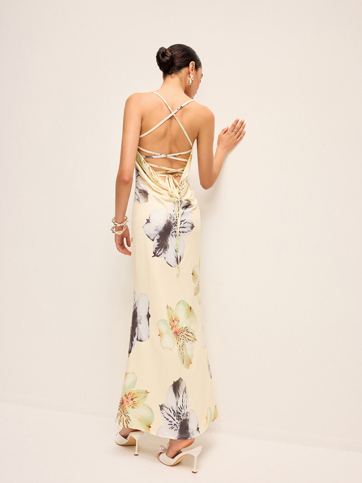 Backless Lace-Up Floral Dress-Massicos