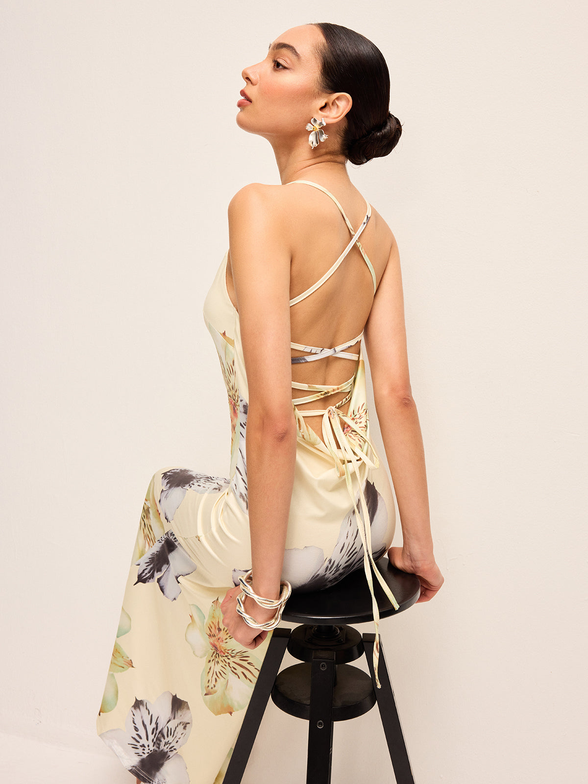Backless Lace-Up Floral Dress-Massicos