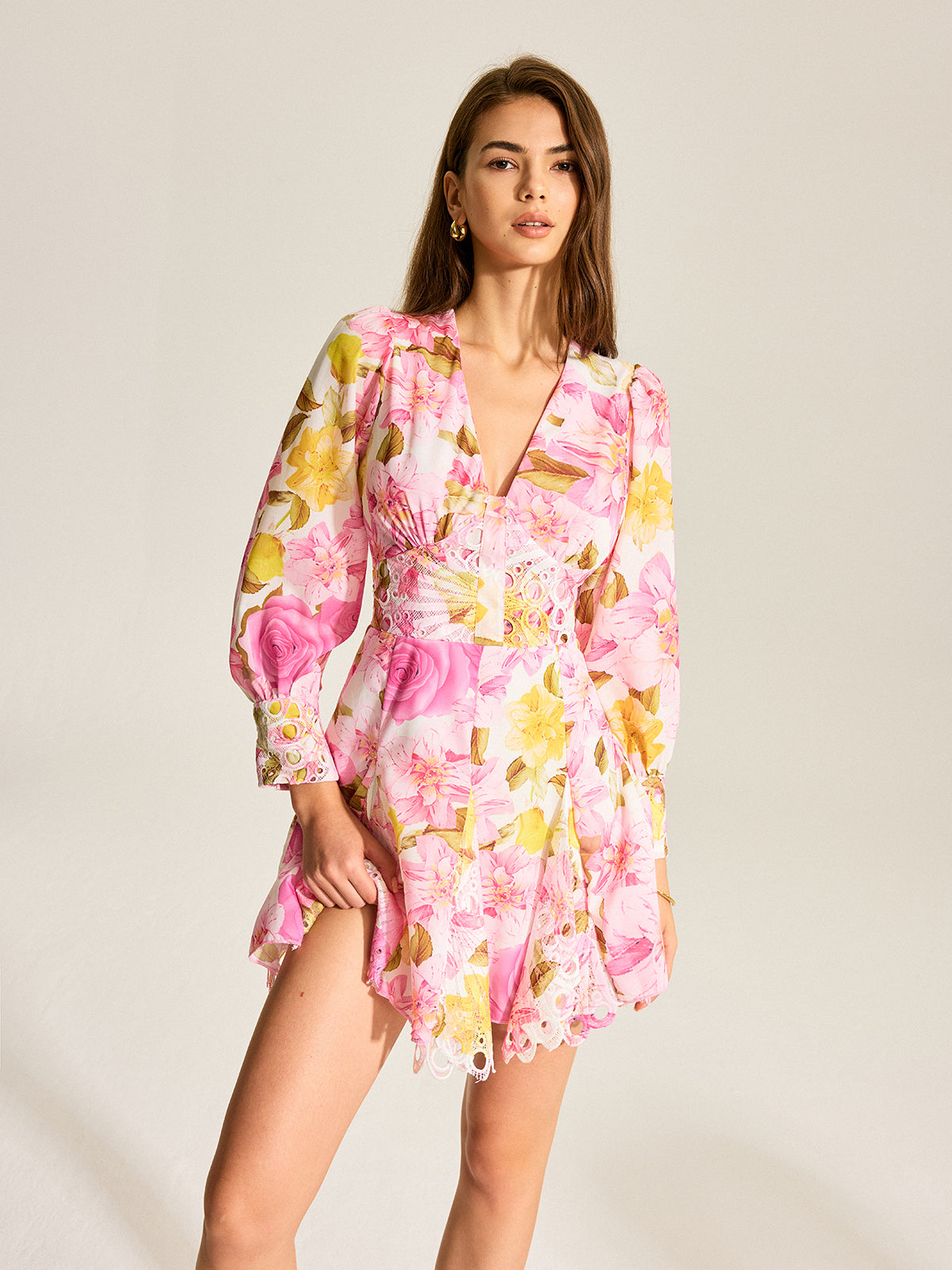 Floral Print V-Neck Dress With Eyelet Detail-Massicos