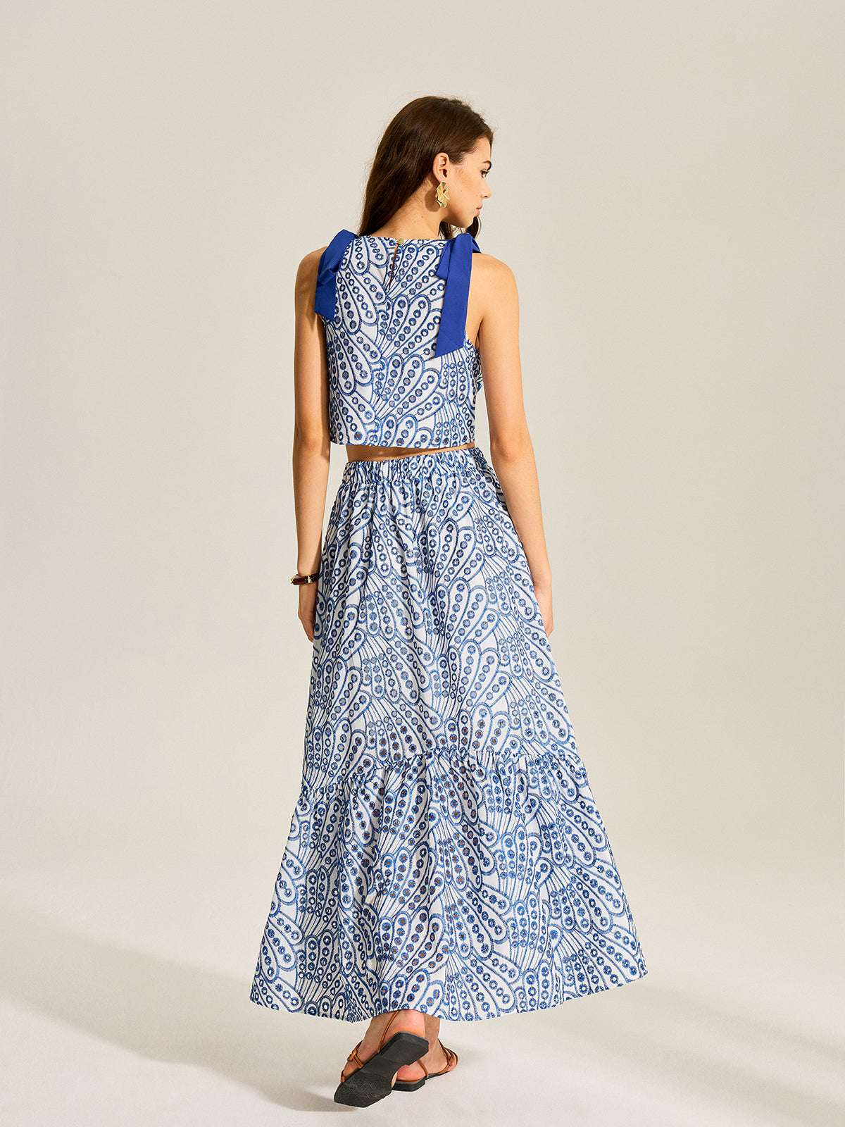 Sleeveless Contrast-Trim Top And Elastic-Waist Maxi Skirt Set-Massicos