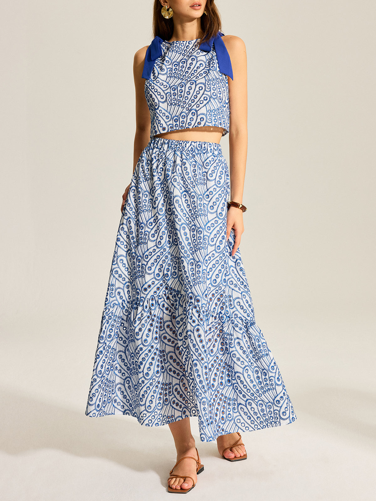 Sleeveless Contrast-Trim Top And Elastic-Waist Maxi Skirt Set-Massicos