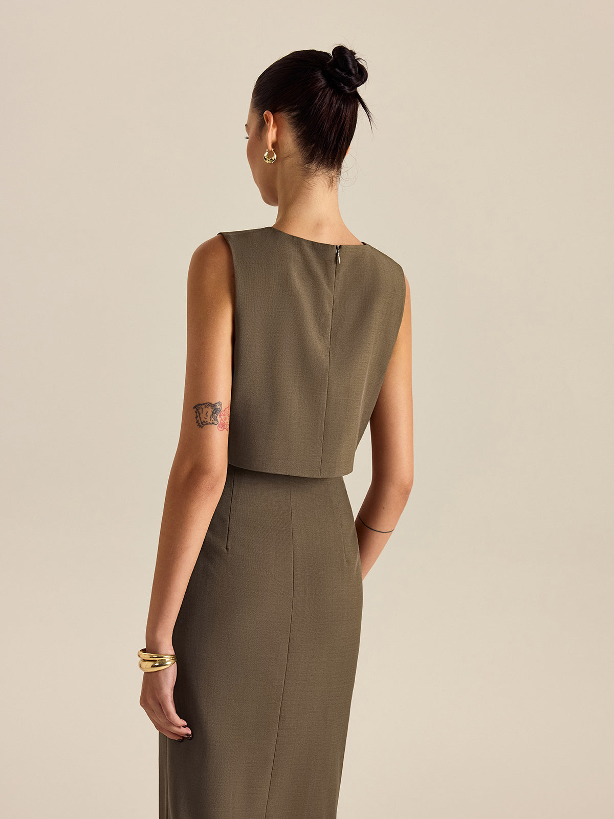 Sleeveless Round-Neck Crop Top-Massicos