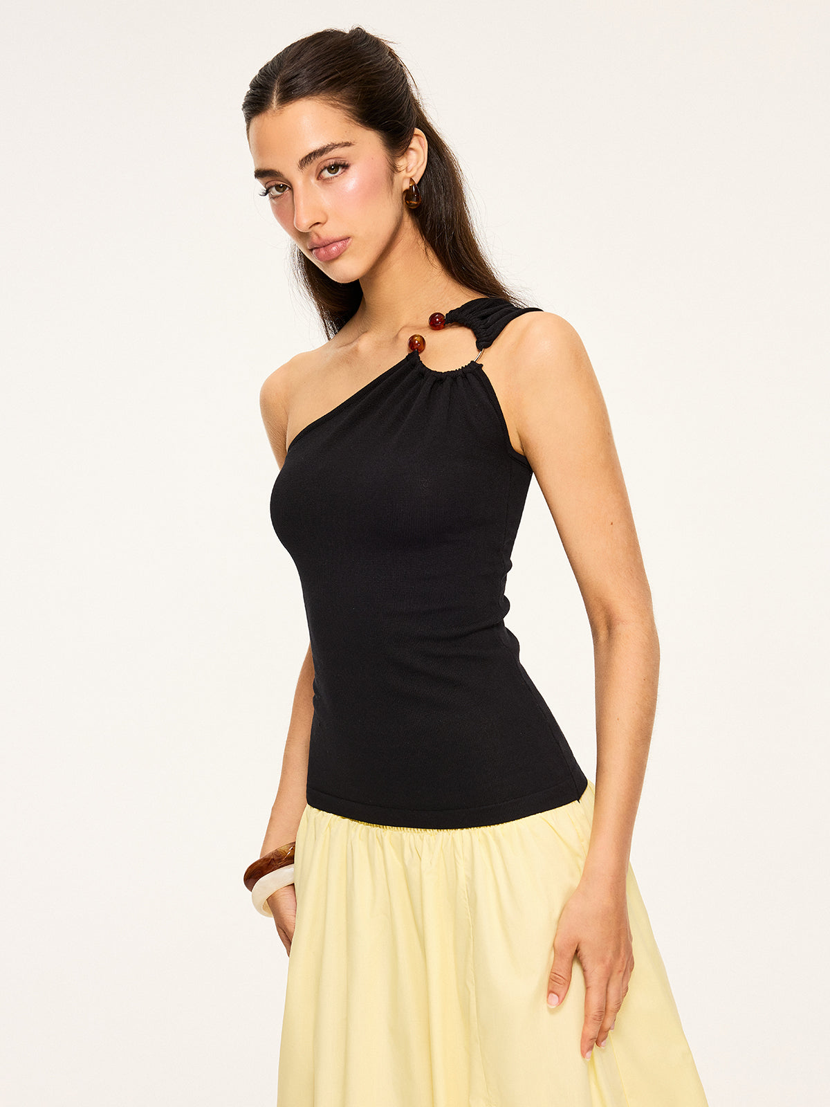Asymmetrical One-Shoulder Top-Massicos