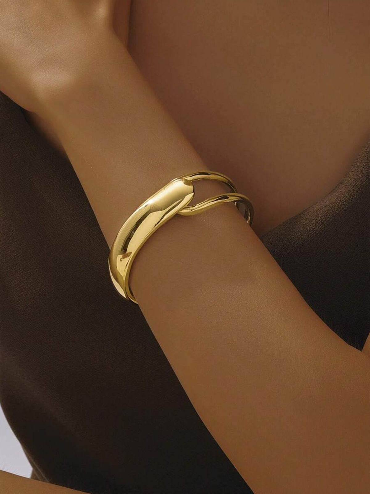 Elegant Gold-Tone Cuff Bracelet-Massicos
