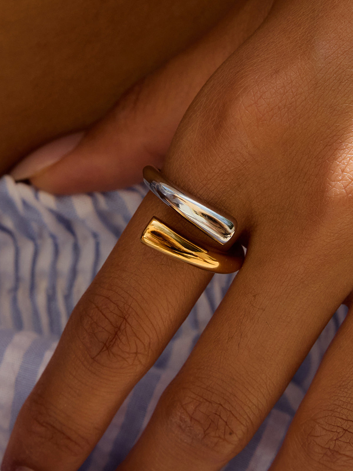 Two-Tone Bypass Ring-Massicos