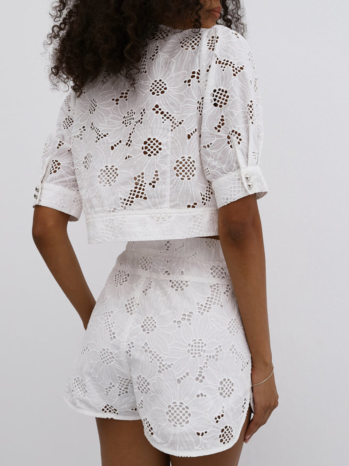 Multi-Button Embroidery Shorts Set-Massicos