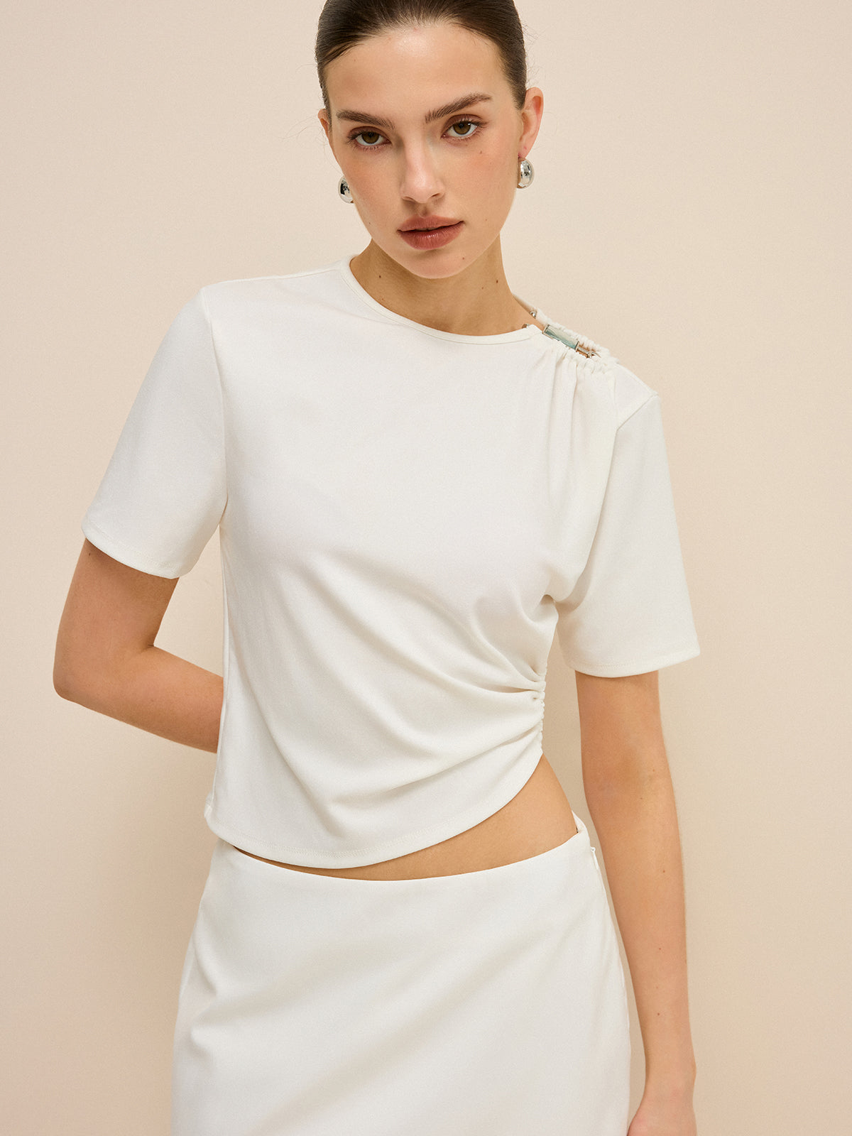 Asymmetrical Buckle Detail Cut-Out Top-Massicos