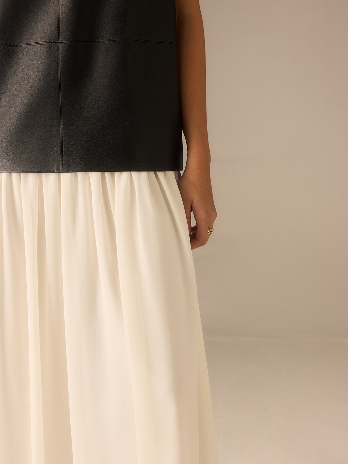 Two-Tone Faux Leather Chiffon Pleated Dress-Massicos
