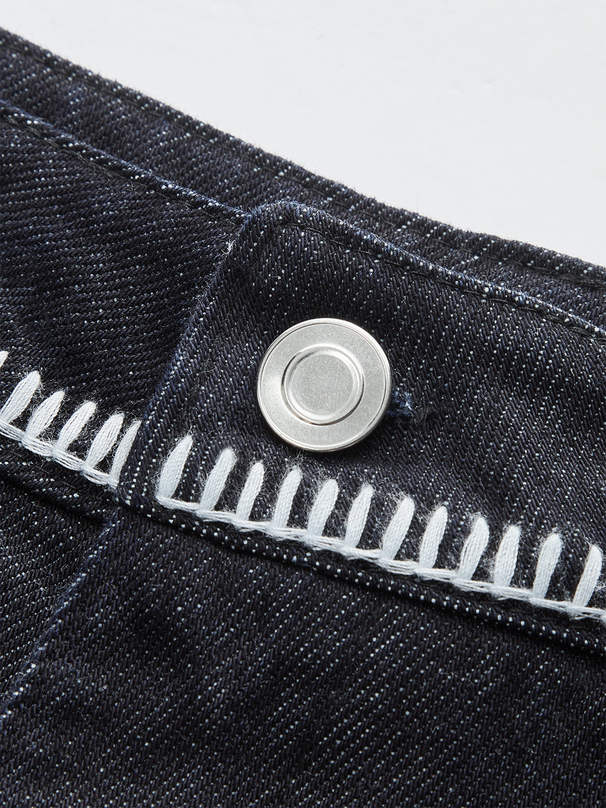 Contrast Trim Denim Shorts-Massicos