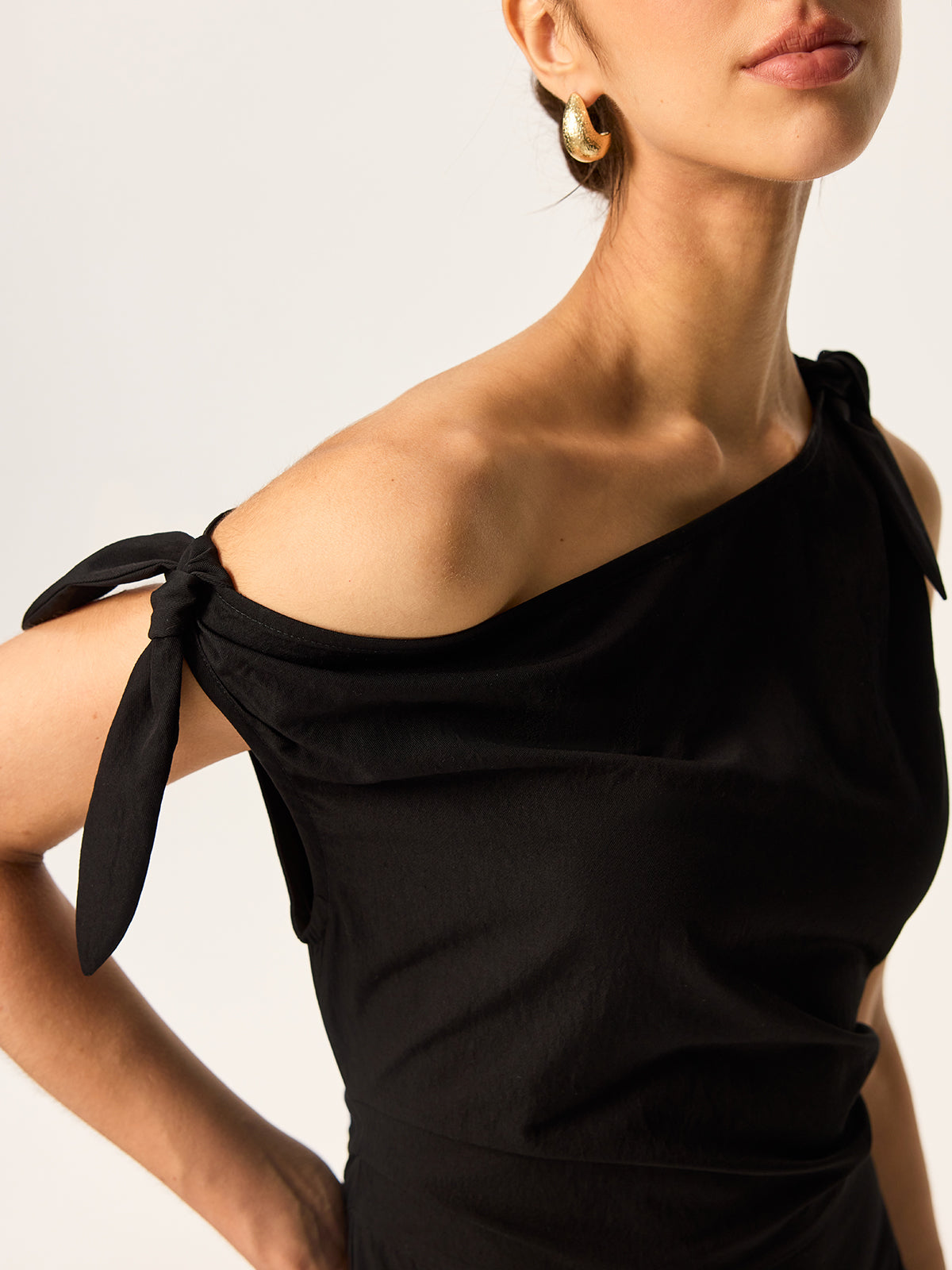 Asymmetric Pleated Maxi Dress with Bow Detail-Massicos