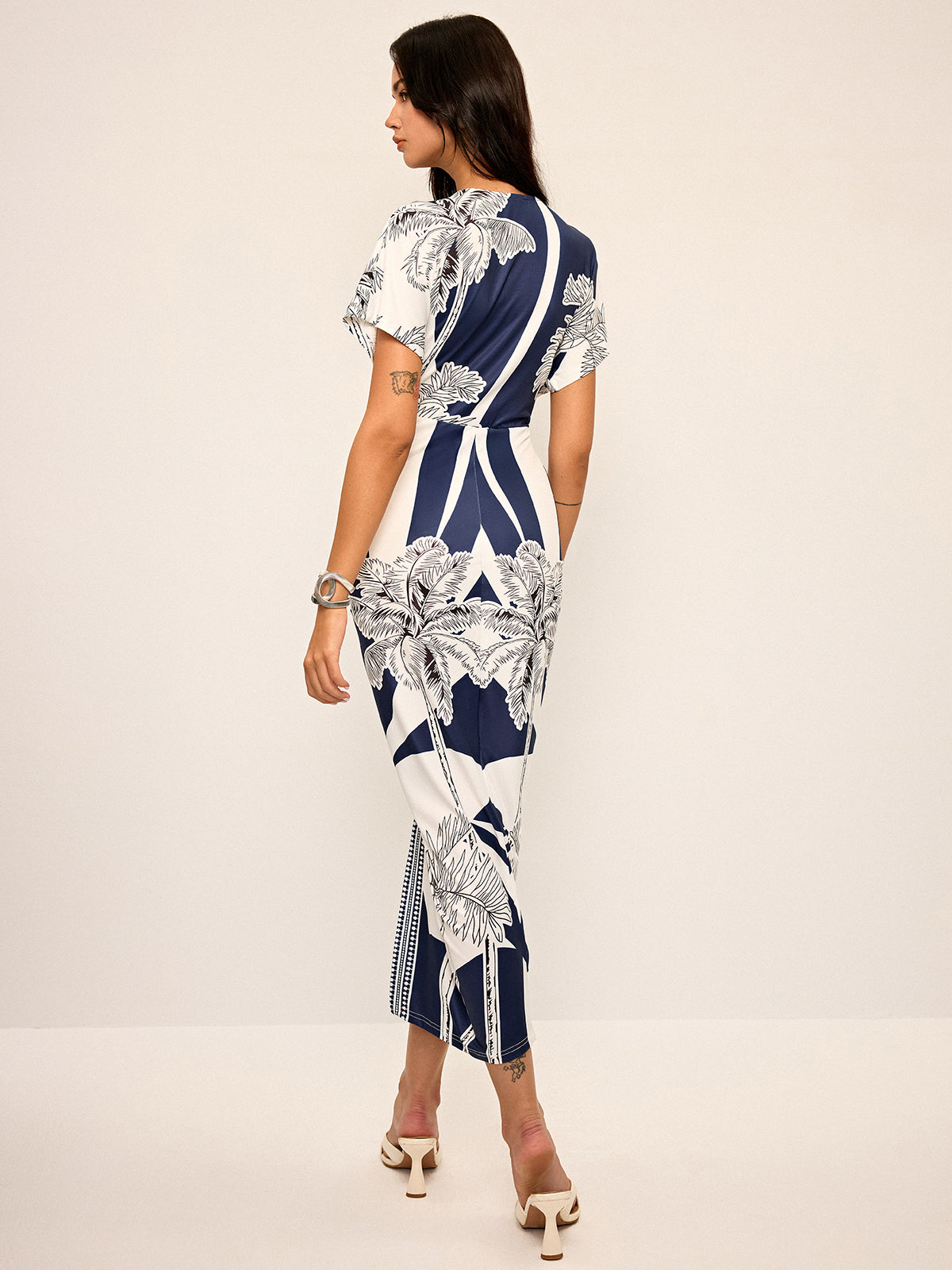 Printed Deep V-Neck Midi Dress Without Belt-Massicos