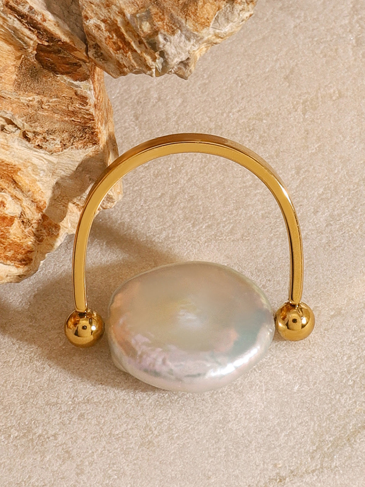 Reversible Baroque Pearl Ring-Massicos