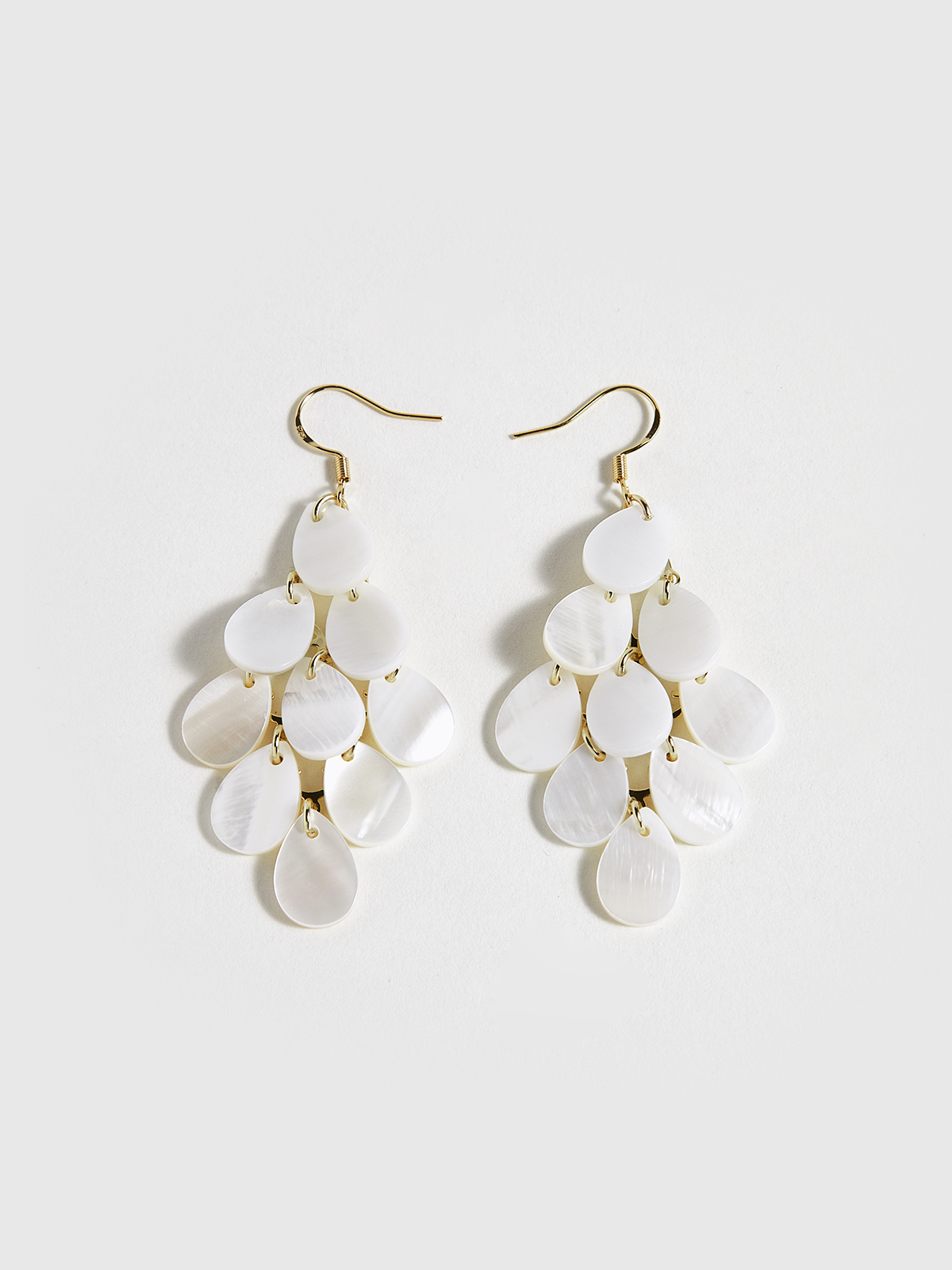 Shell Tassel Drop Earrings-Massicos