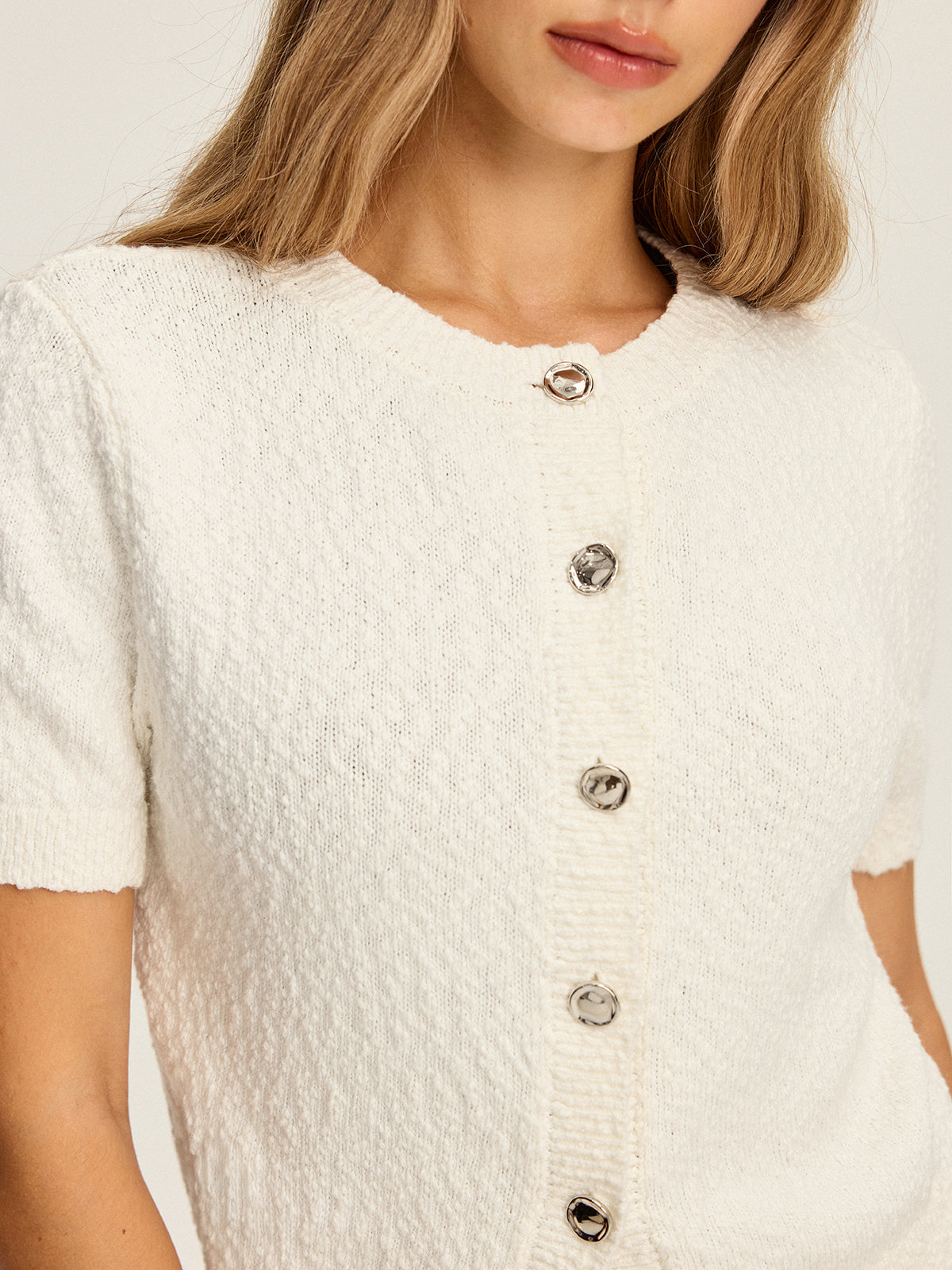 Textured Knit Short-Sleeve Cardigan-Massicos