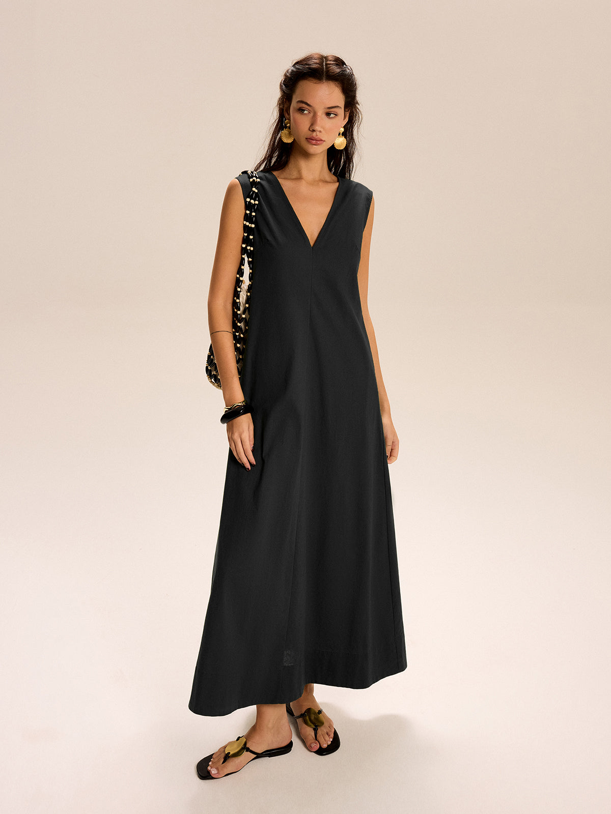 Linen & Cotton Pocketed V-Neck Maxi Dress-Massicos