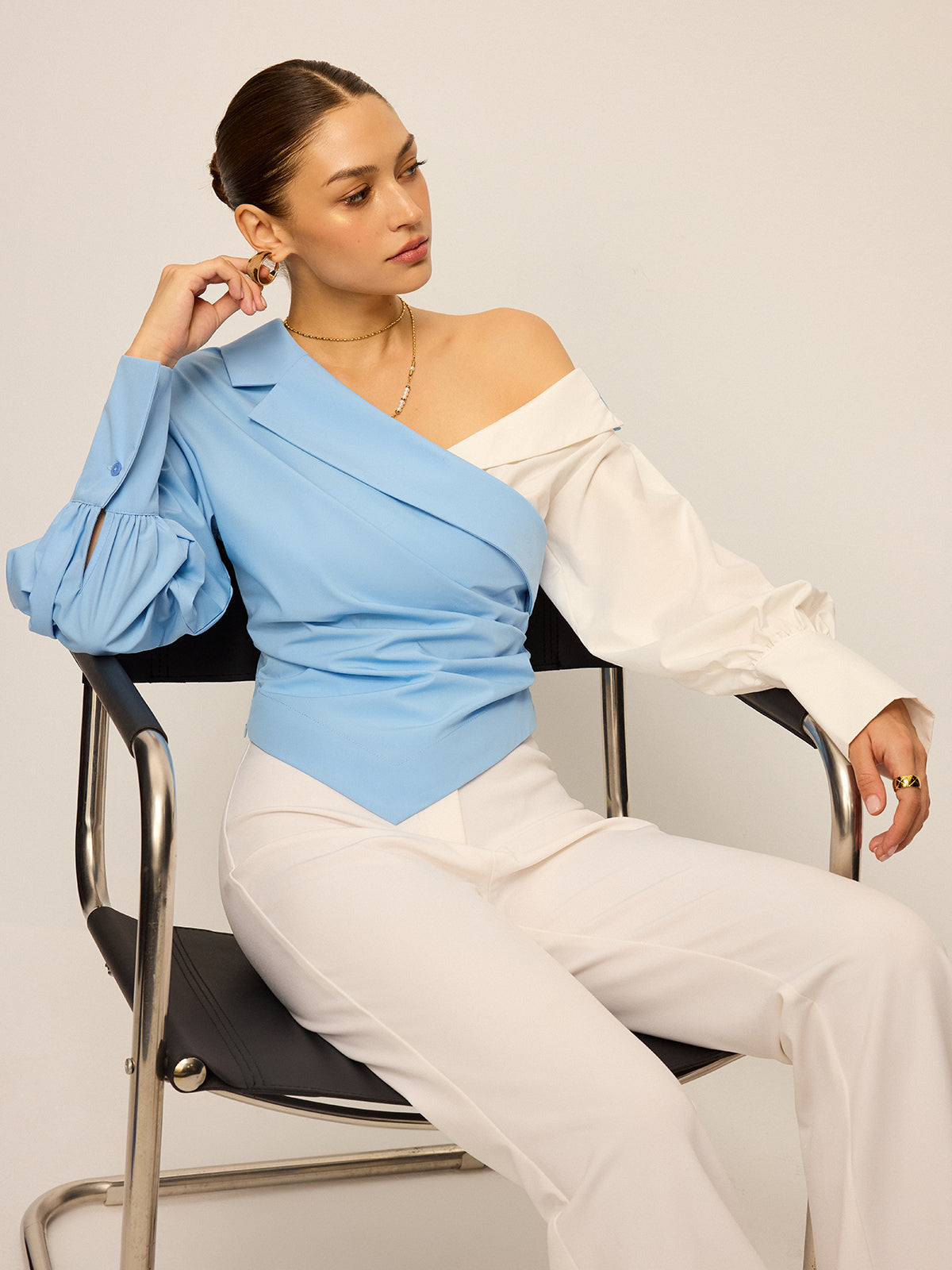Two-Tone Asymmetric Off-Shoulder Shirt-Massicos