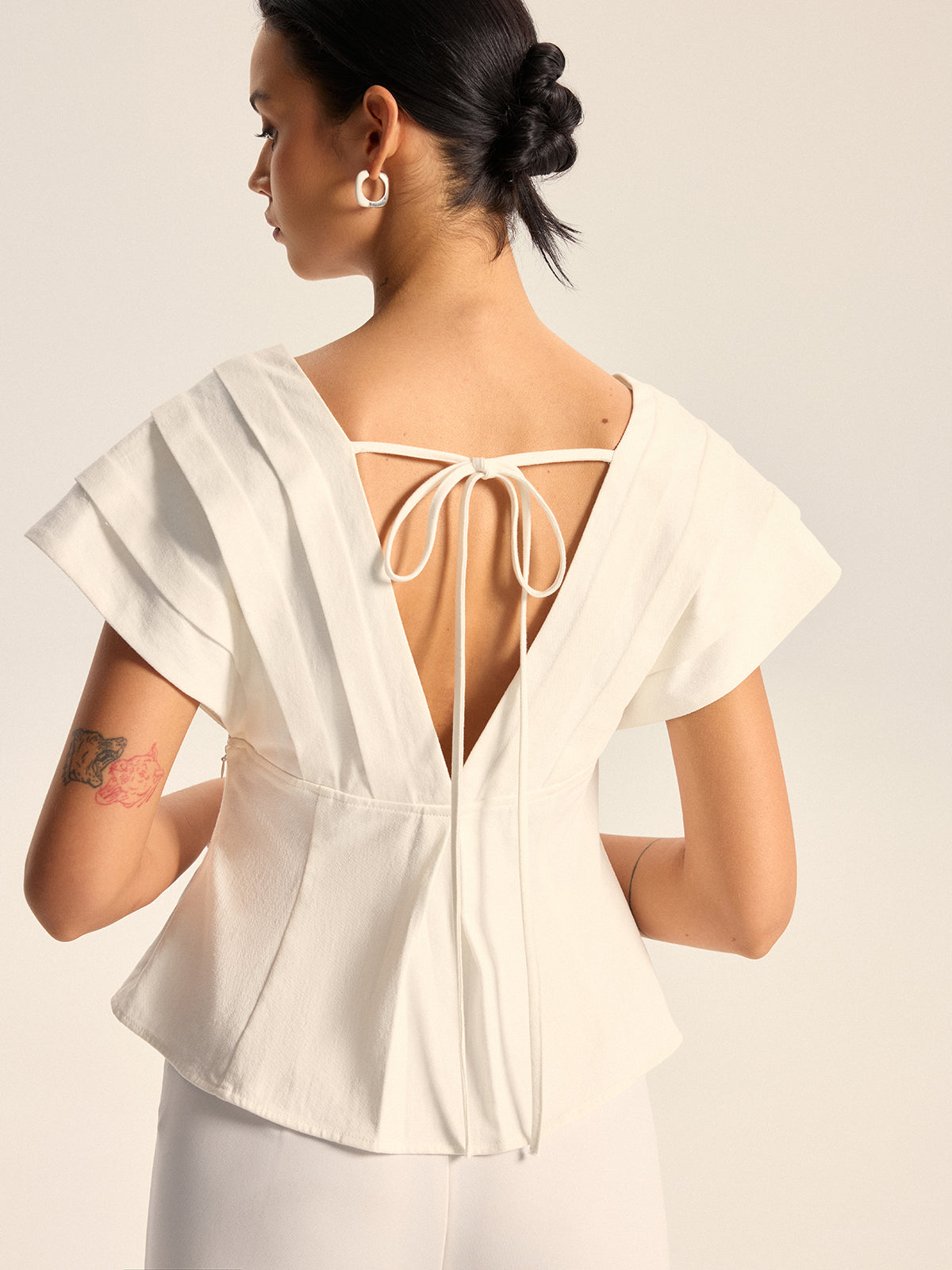 V-Neck Cap Sleeve Peplum Top-Massicos